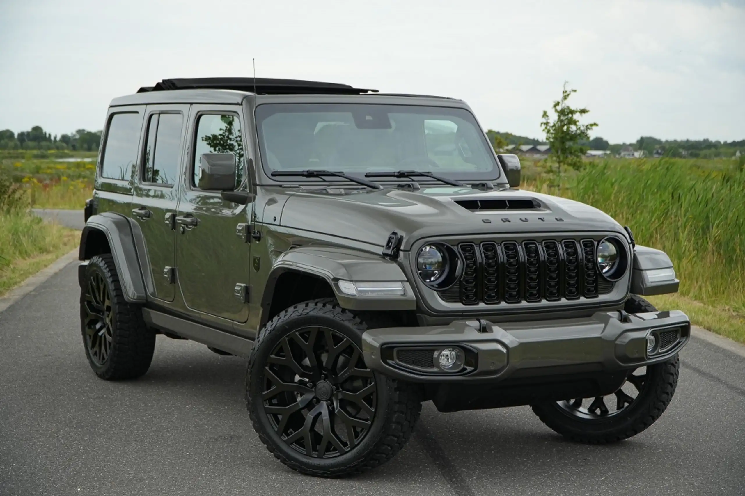 Jeep - Wrangler