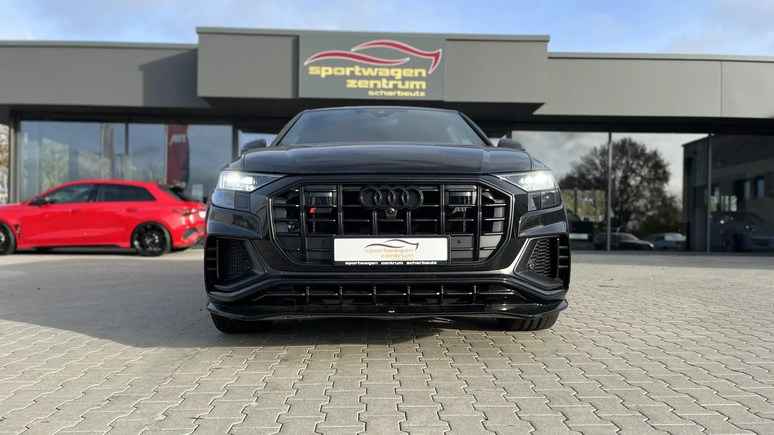 Audi - SQ8