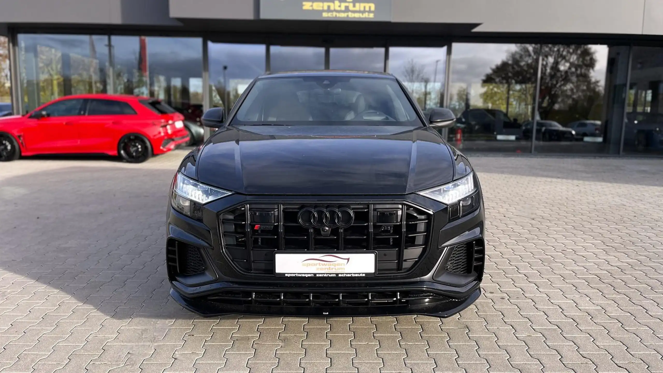 Audi - SQ8