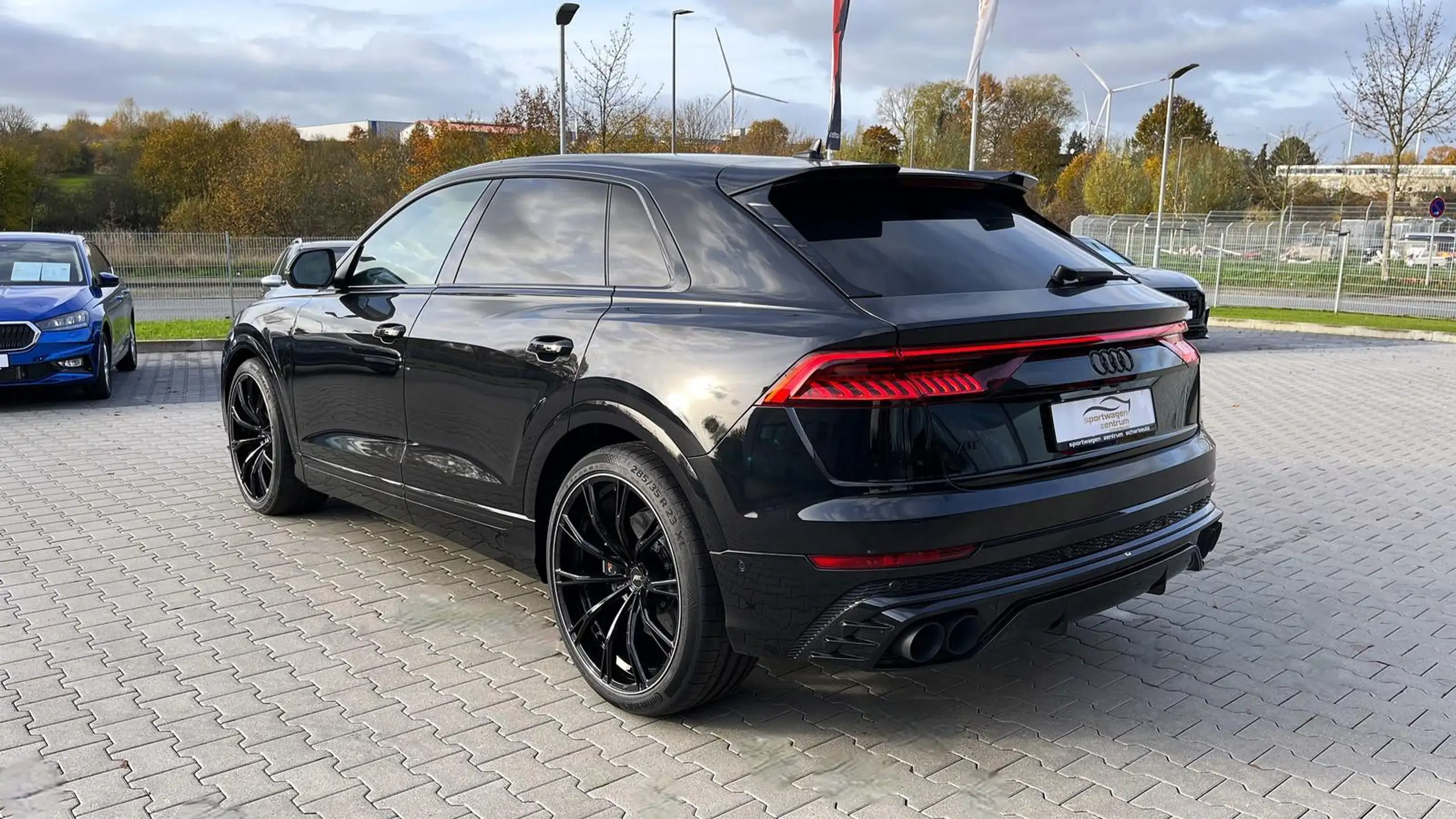 Audi - SQ8