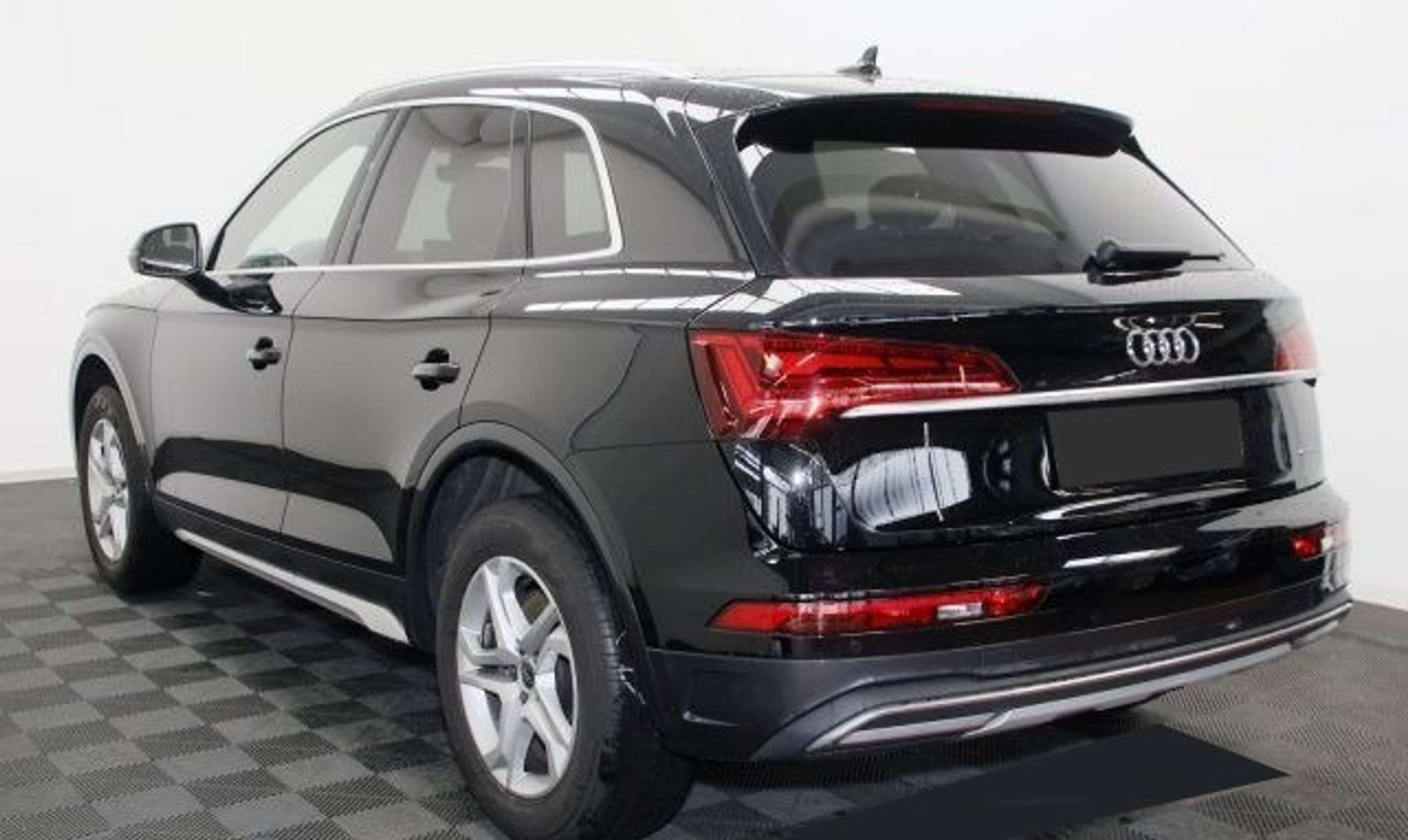 Audi - Q5