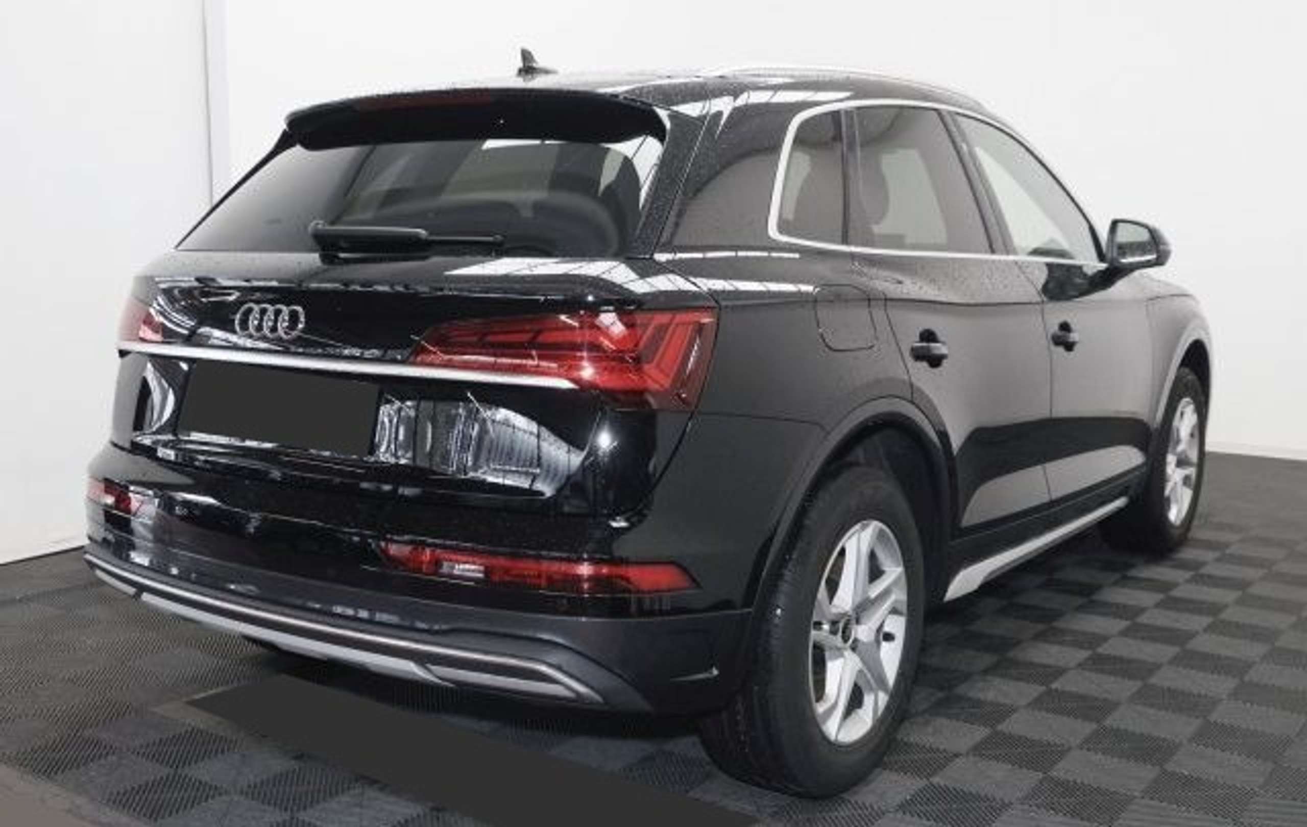 Audi - Q5