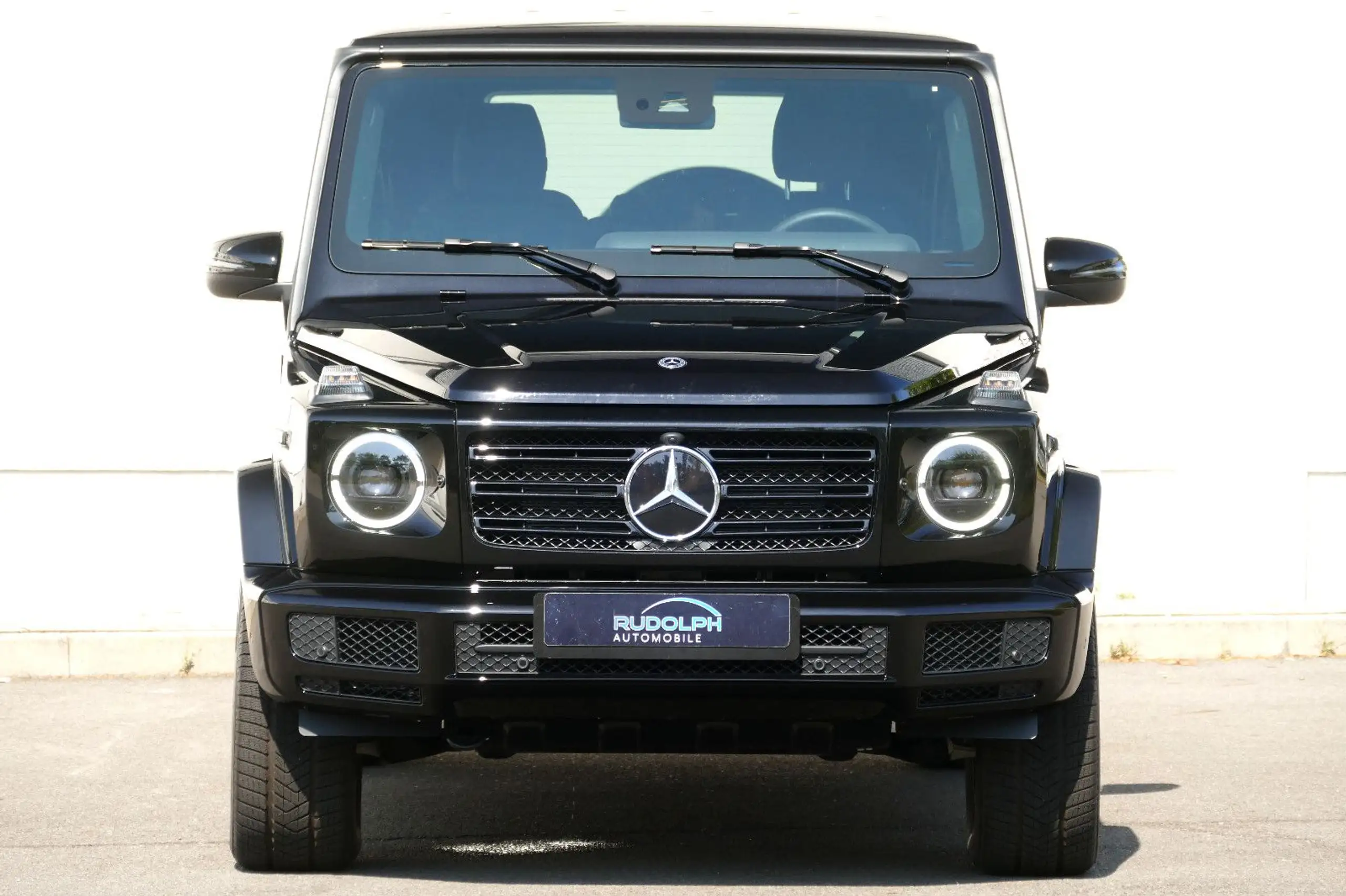 Mercedes-Benz - G 500