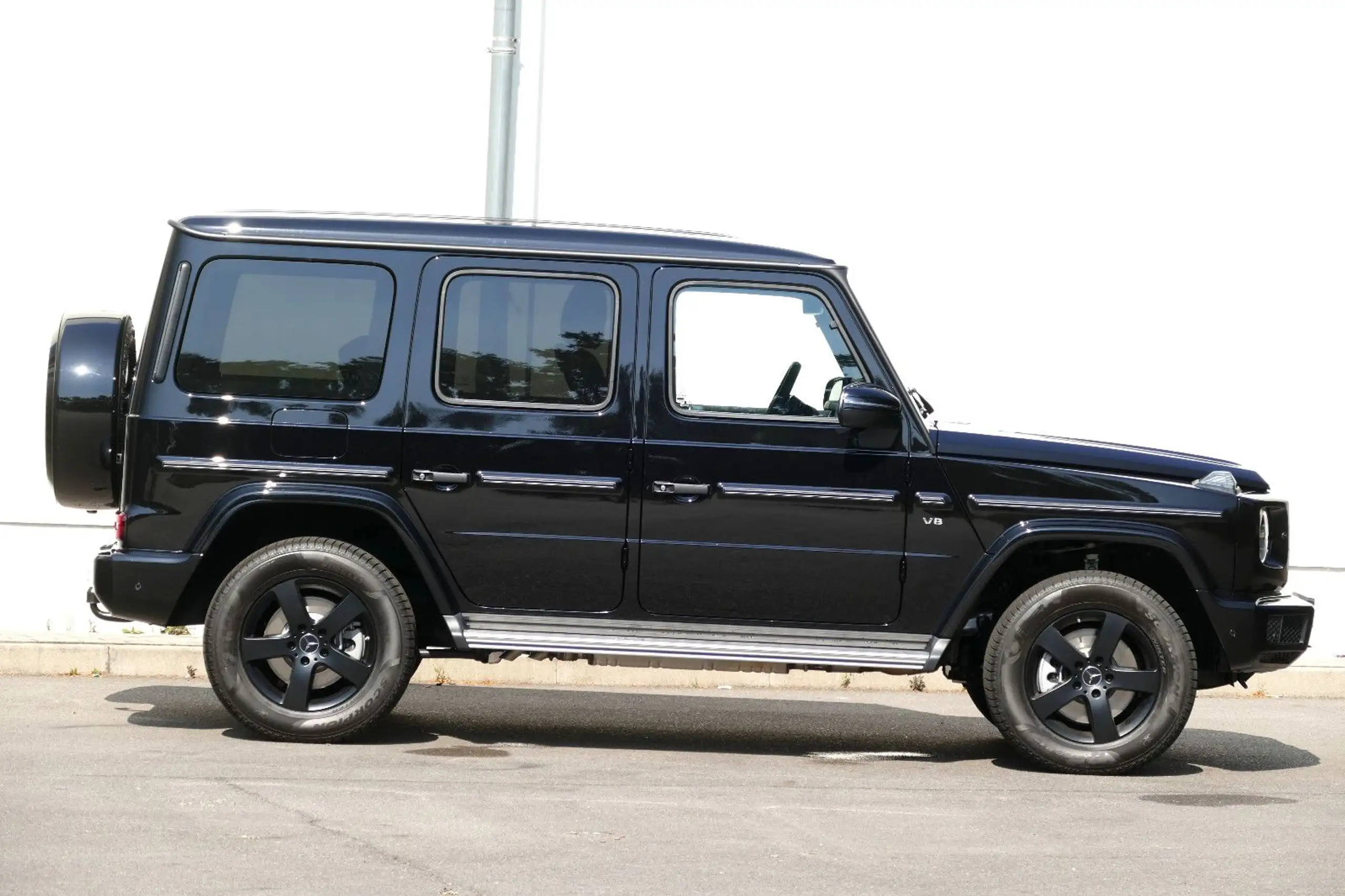 Mercedes-Benz - G 500