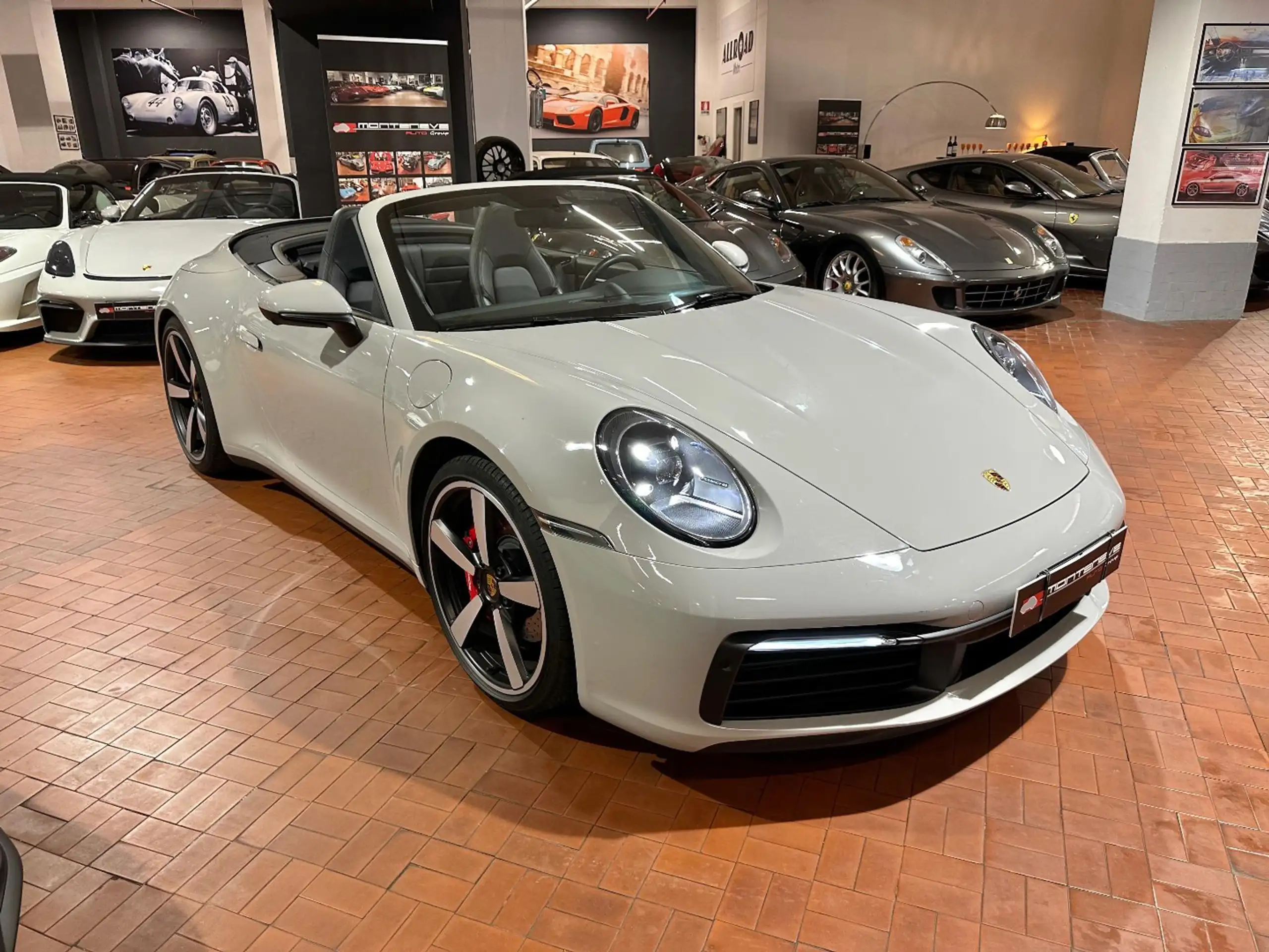 Porsche 992 2020