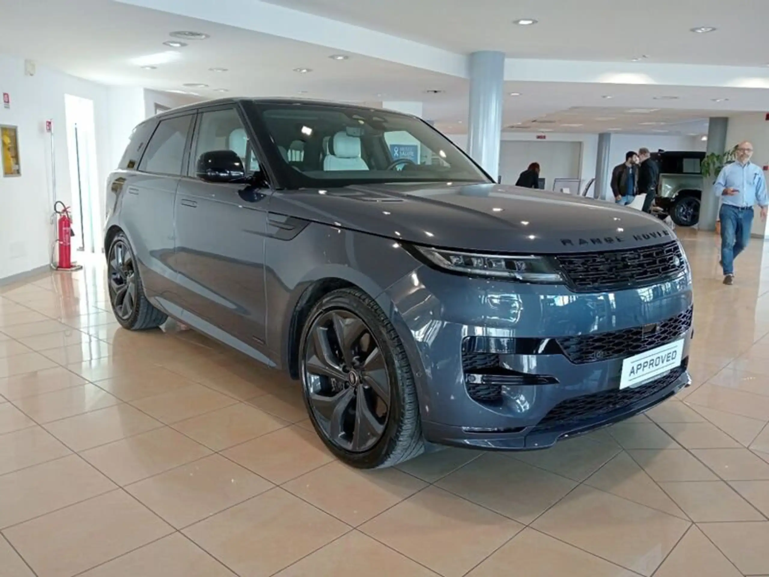 Land Rover - Range Rover Sport