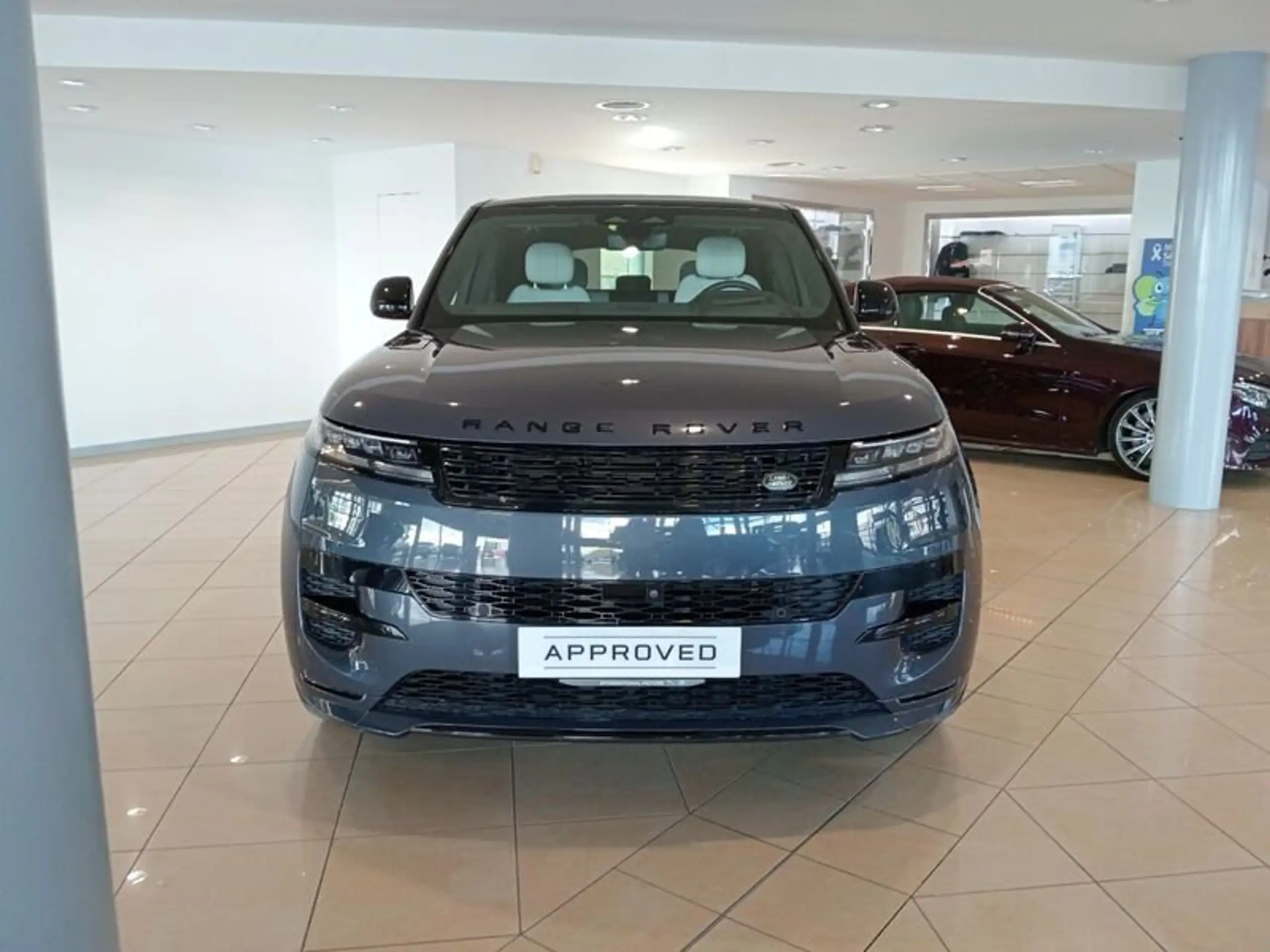 Land Rover - Range Rover Sport