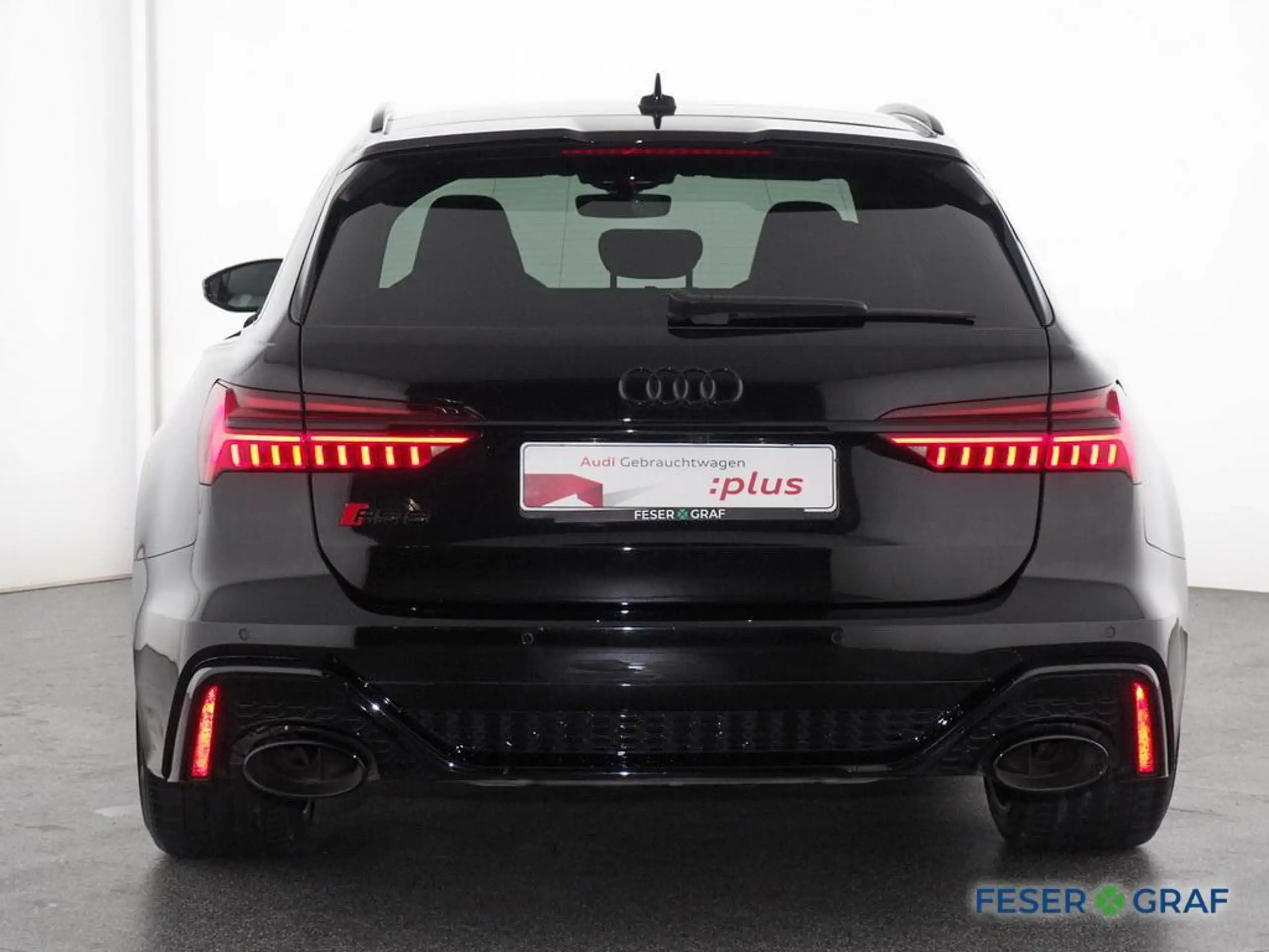 Audi - RS6