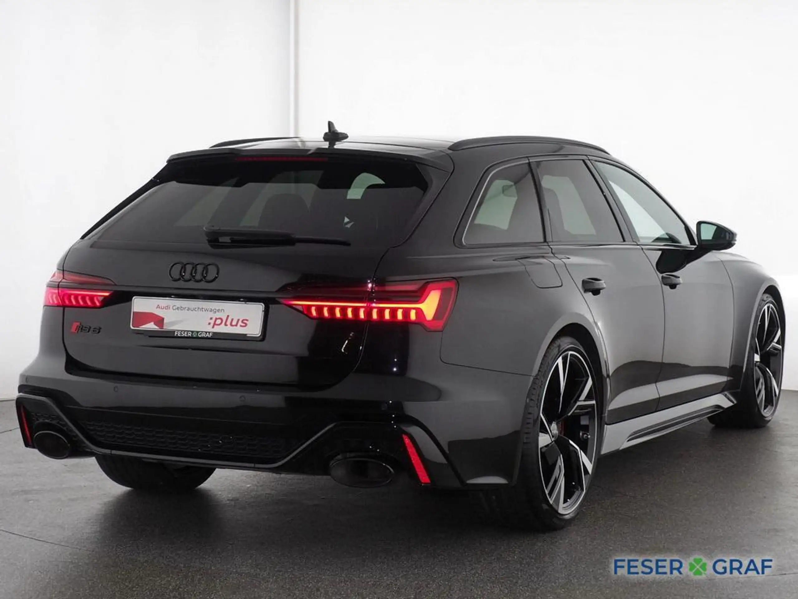 Audi - RS6