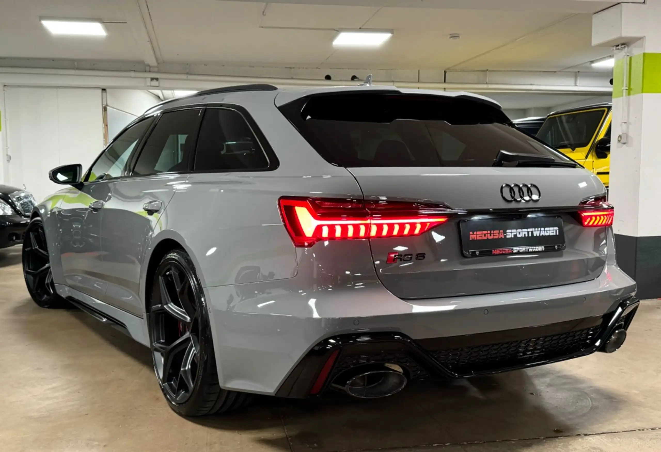 Audi - RS6