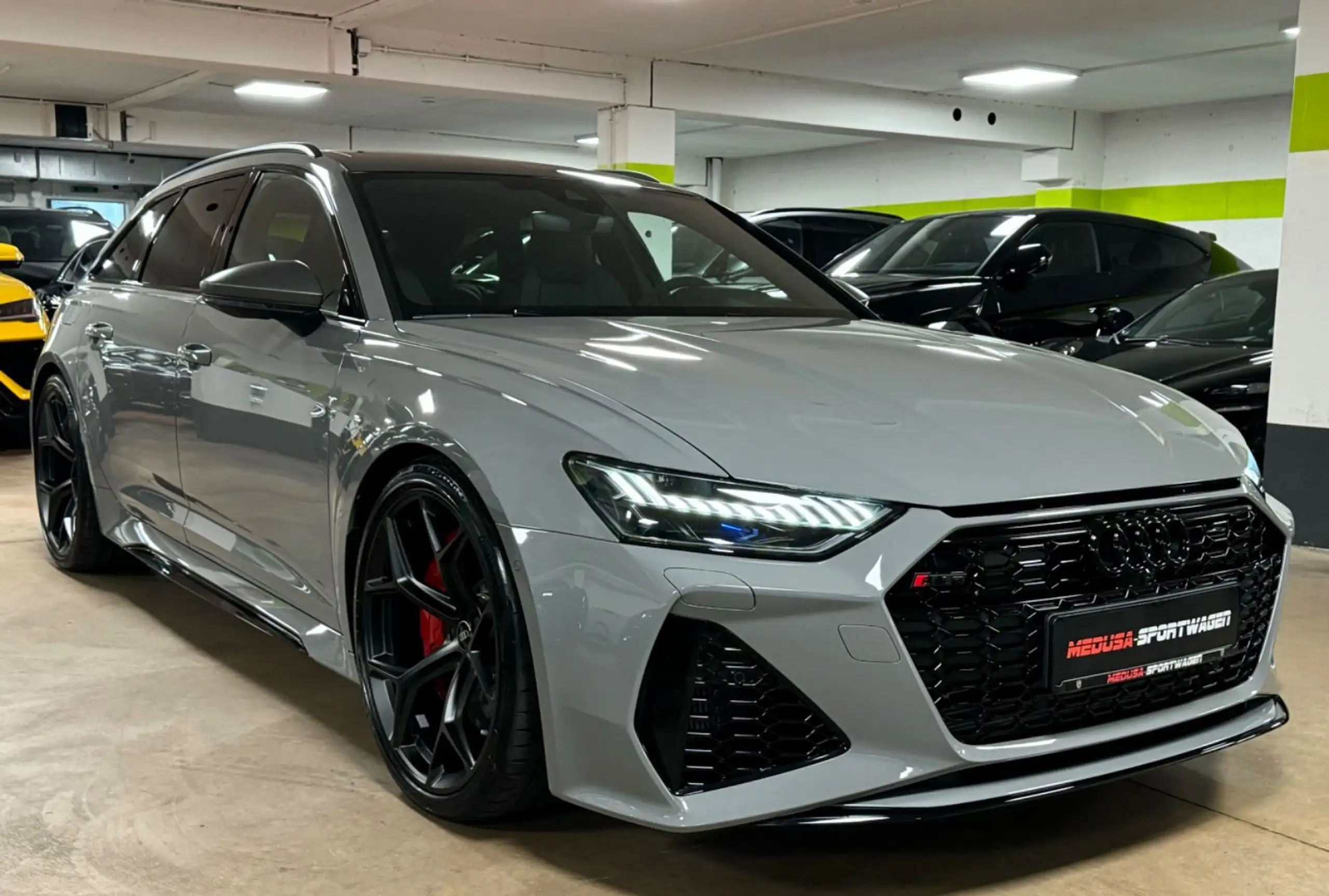 Audi - RS6