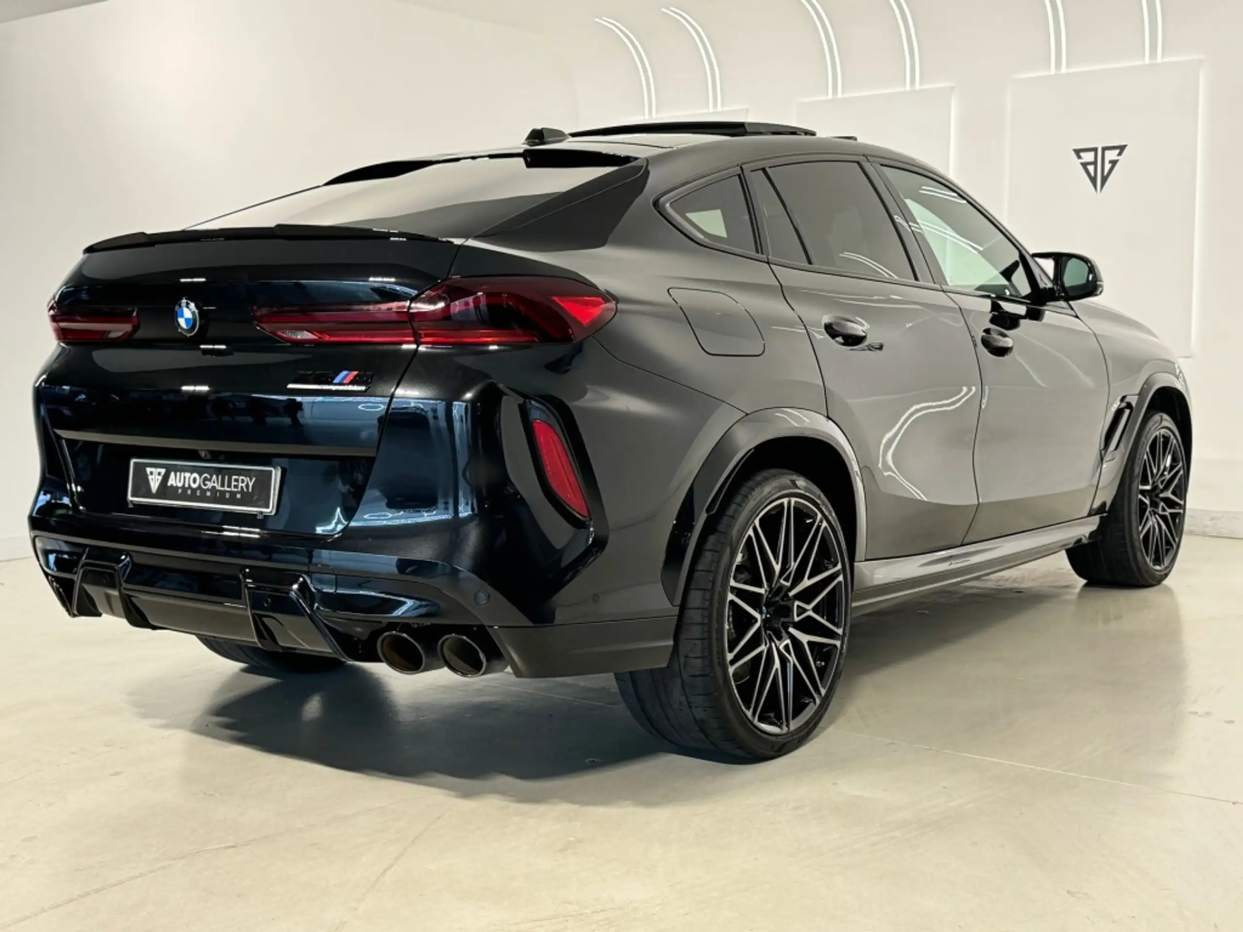 BMW - X6