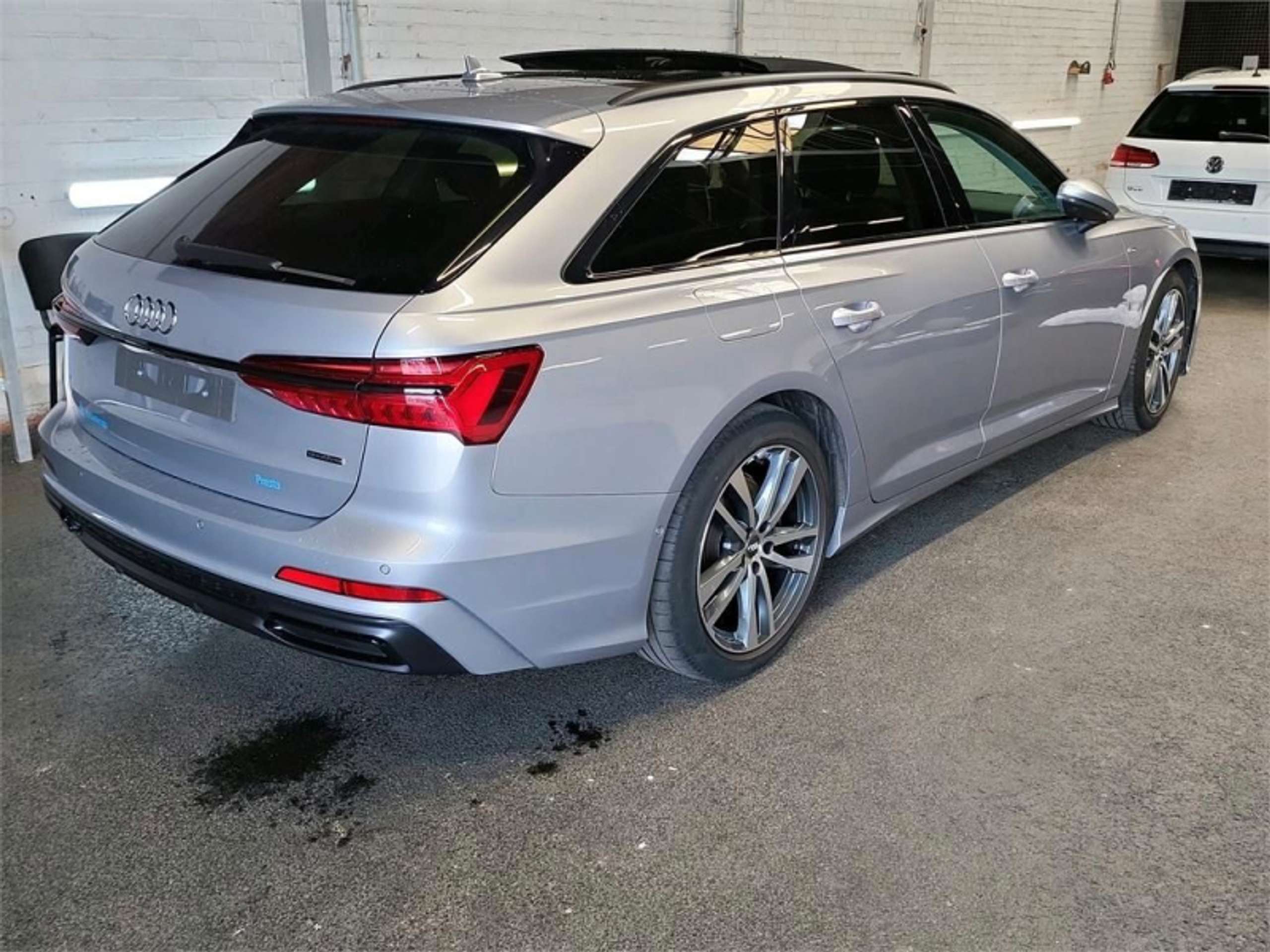 Audi - A6