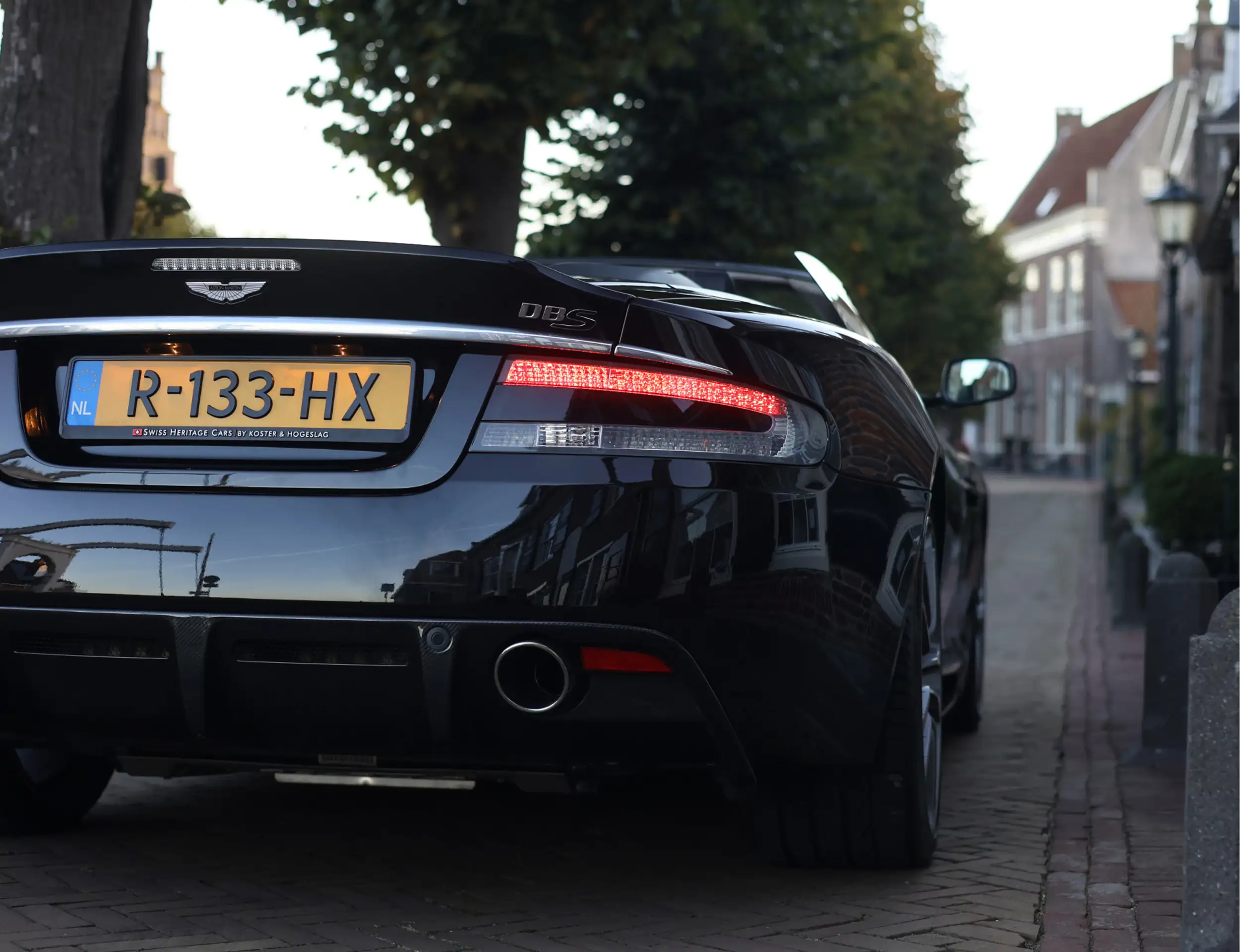 Aston Martin - DBS