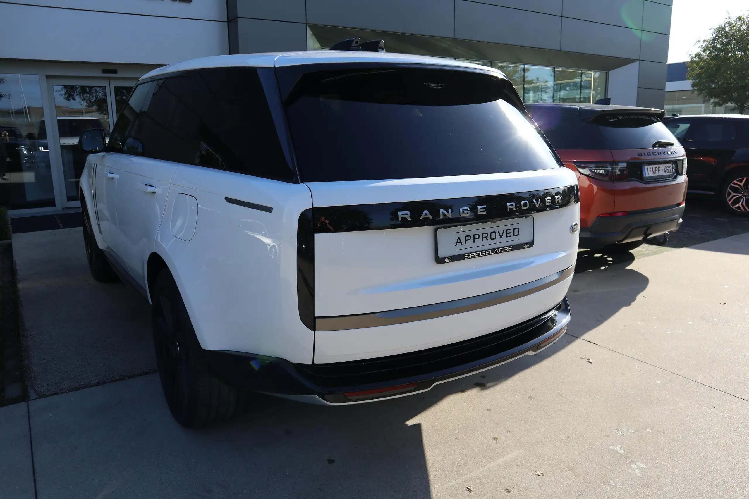 Land Rover - Range Rover