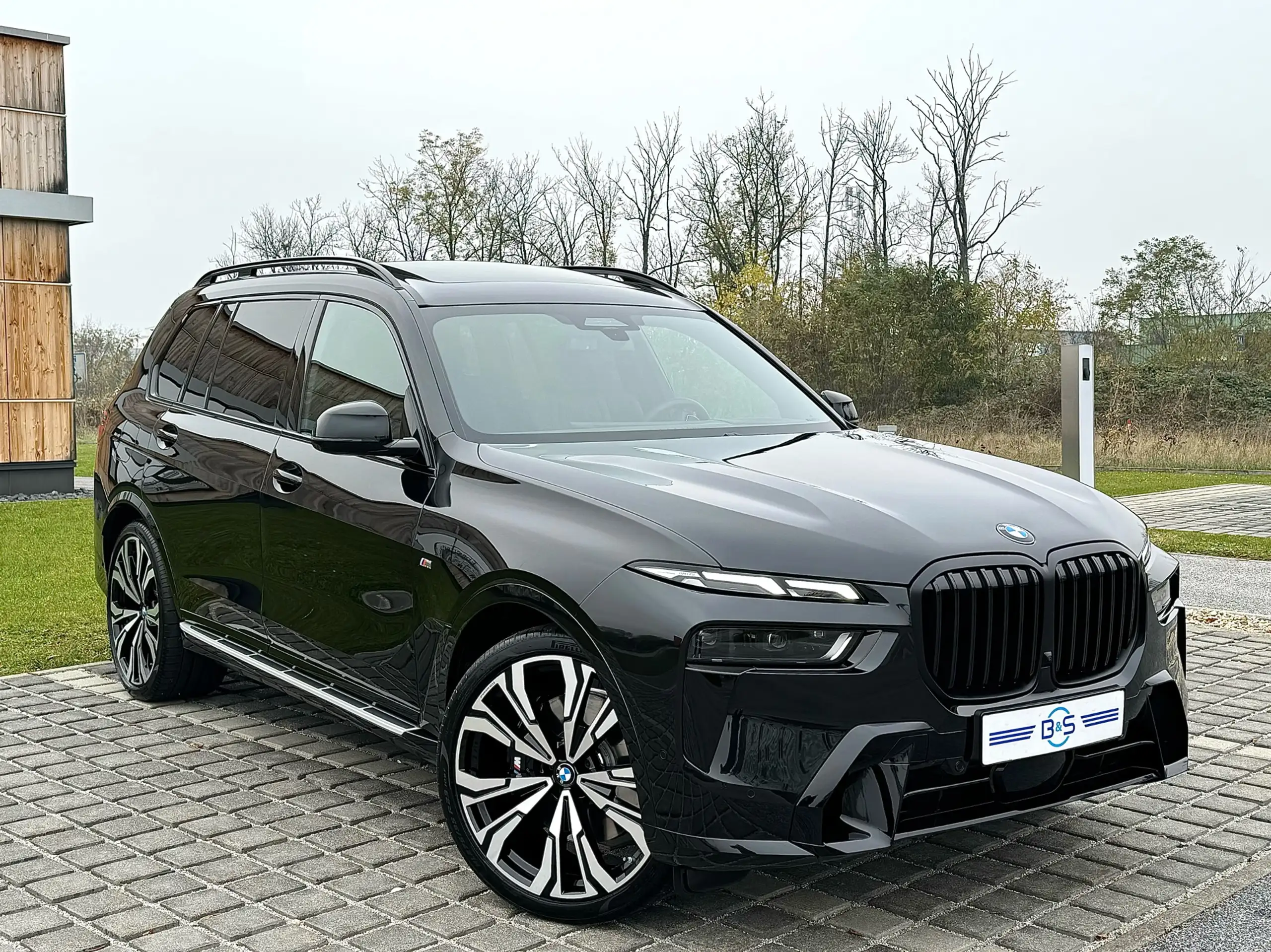 BMW - X7