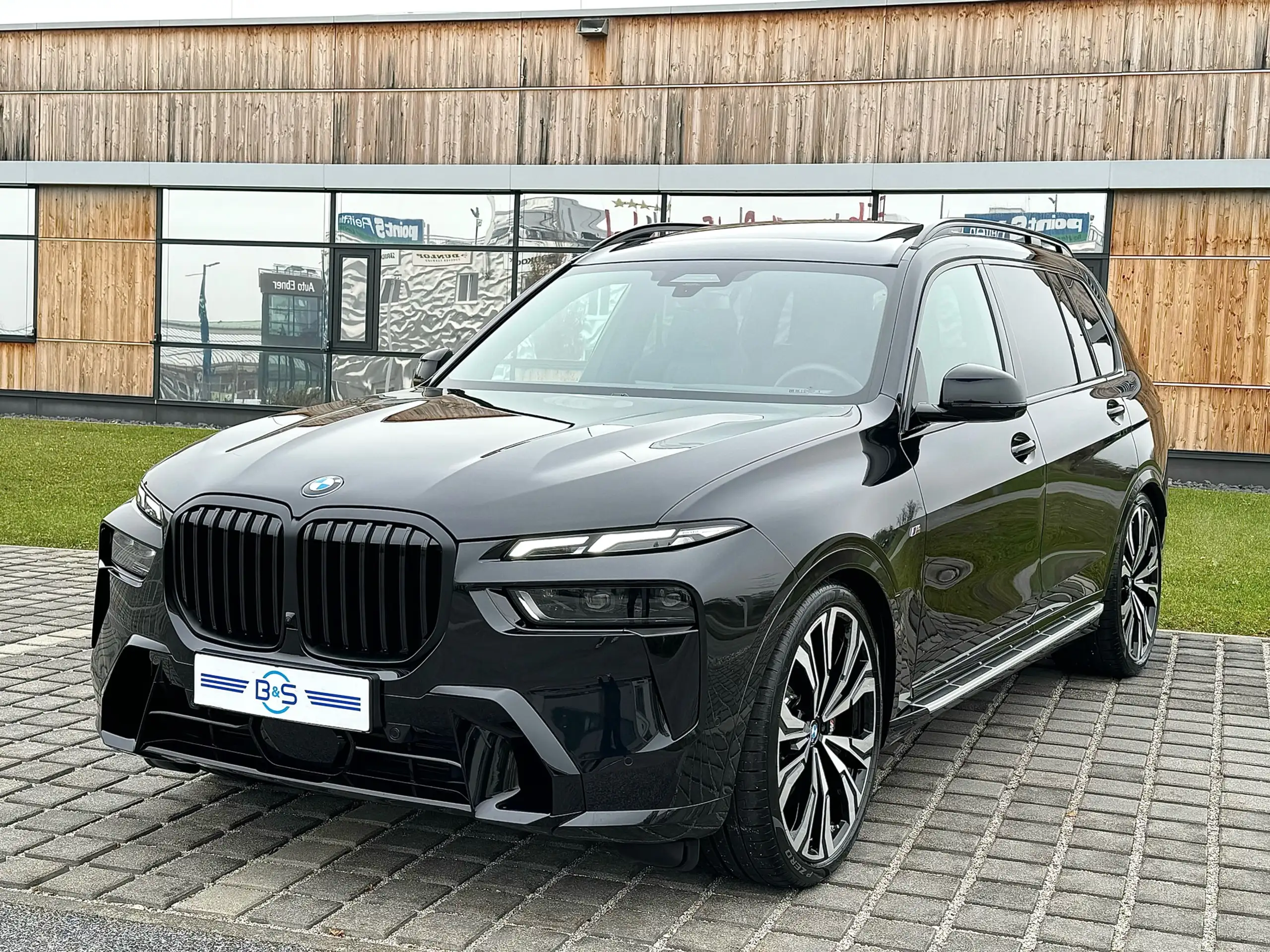 BMW - X7