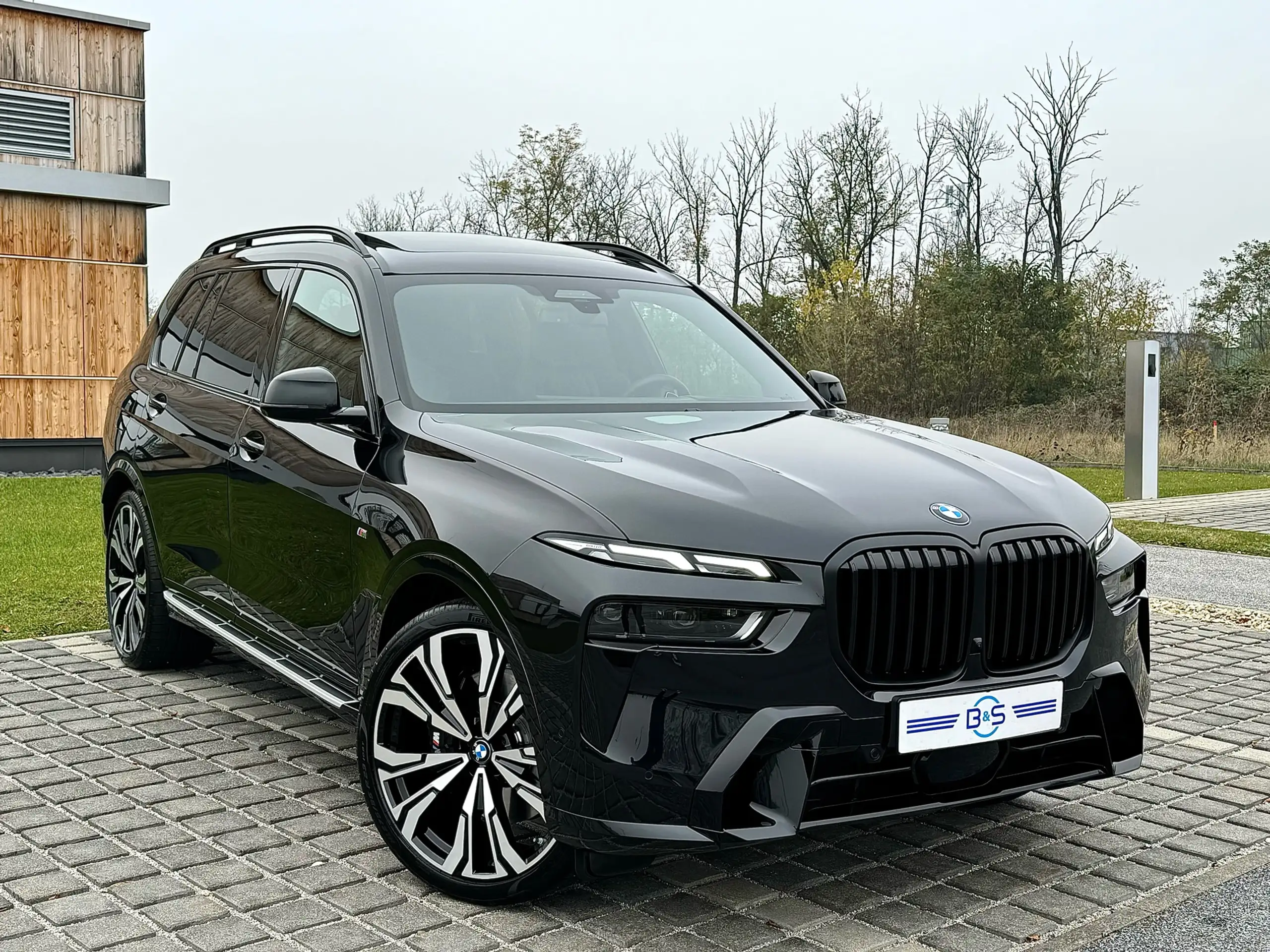 BMW - X7