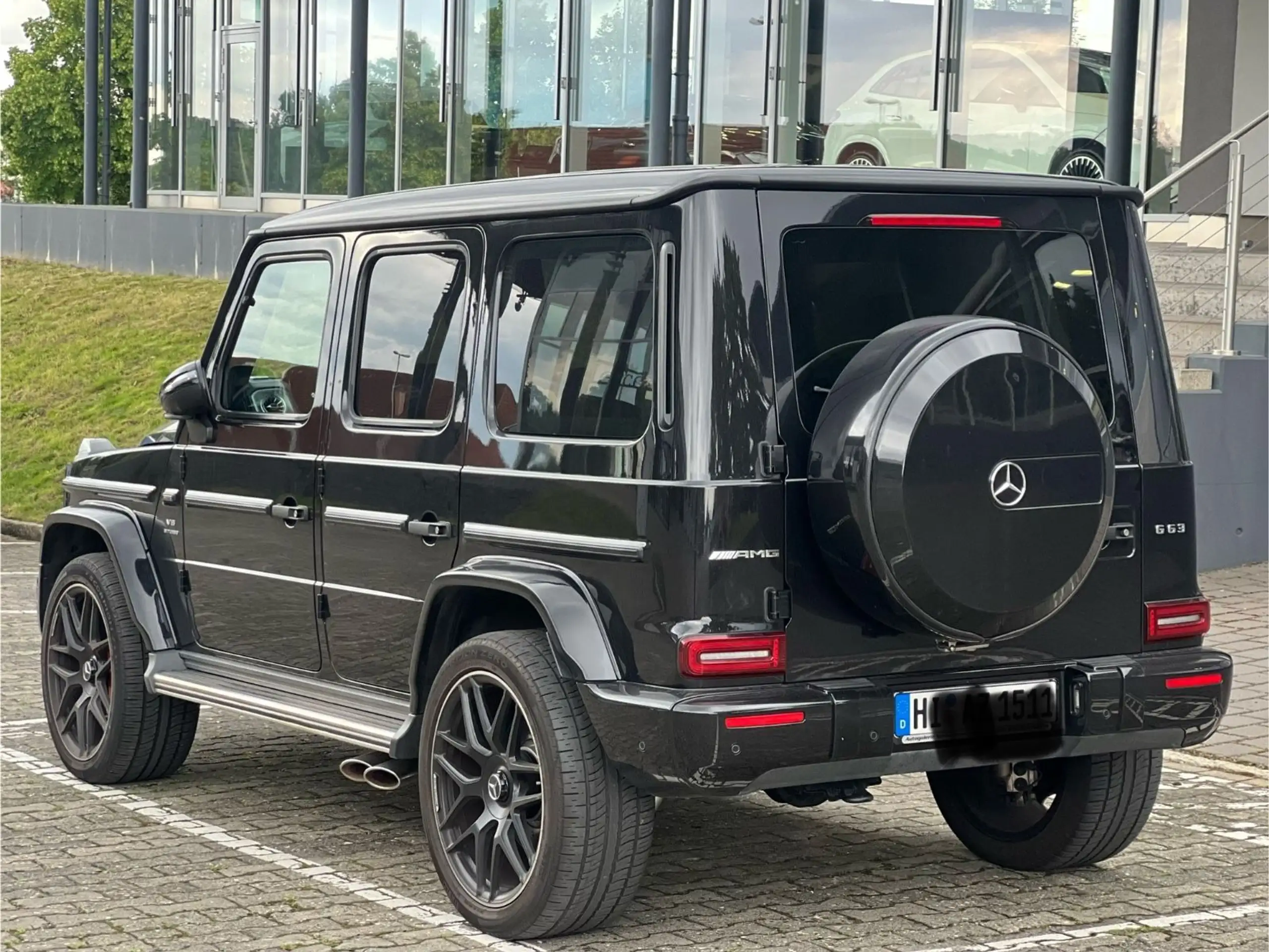 Mercedes-Benz - G 63 AMG