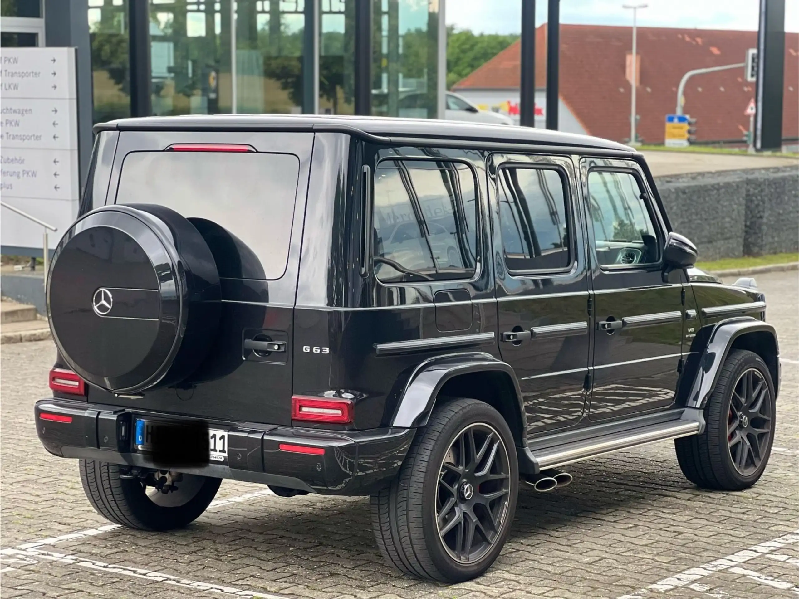 Mercedes-Benz - G 63 AMG