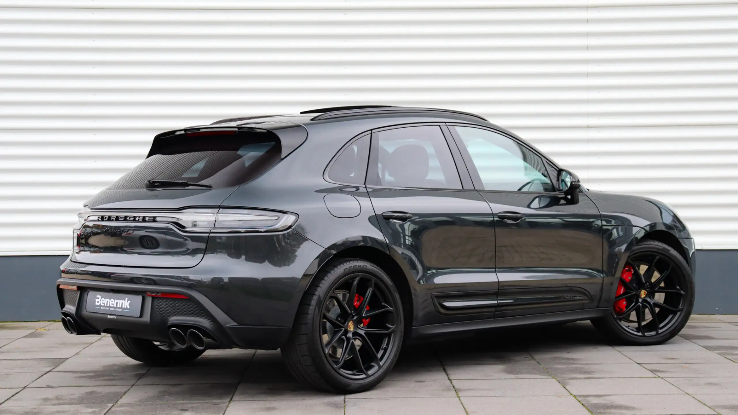 Porsche - Macan