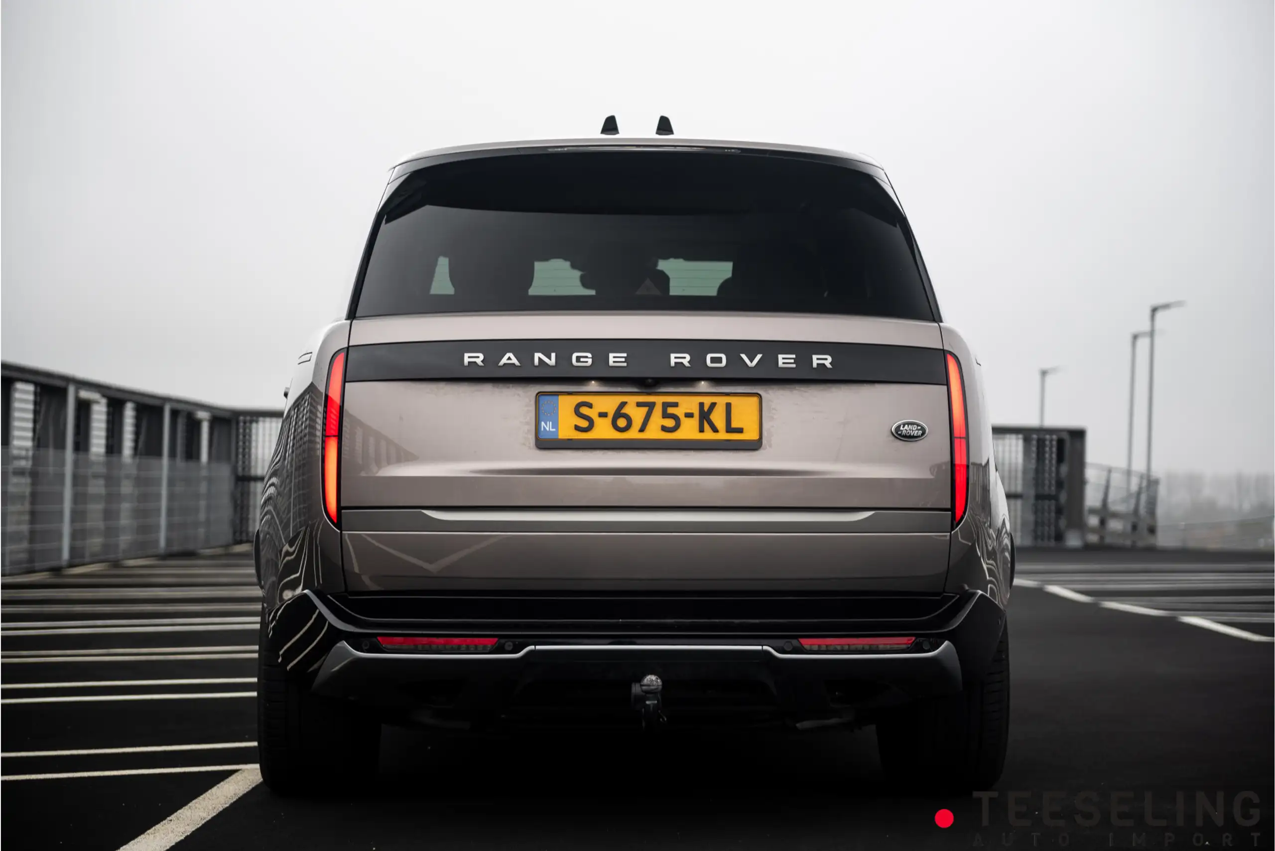 Land Rover - Range Rover