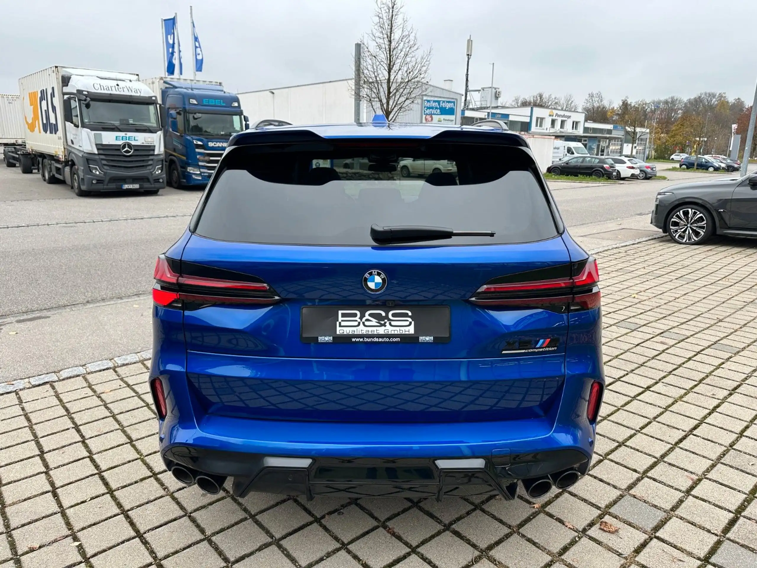 BMW - X5 M