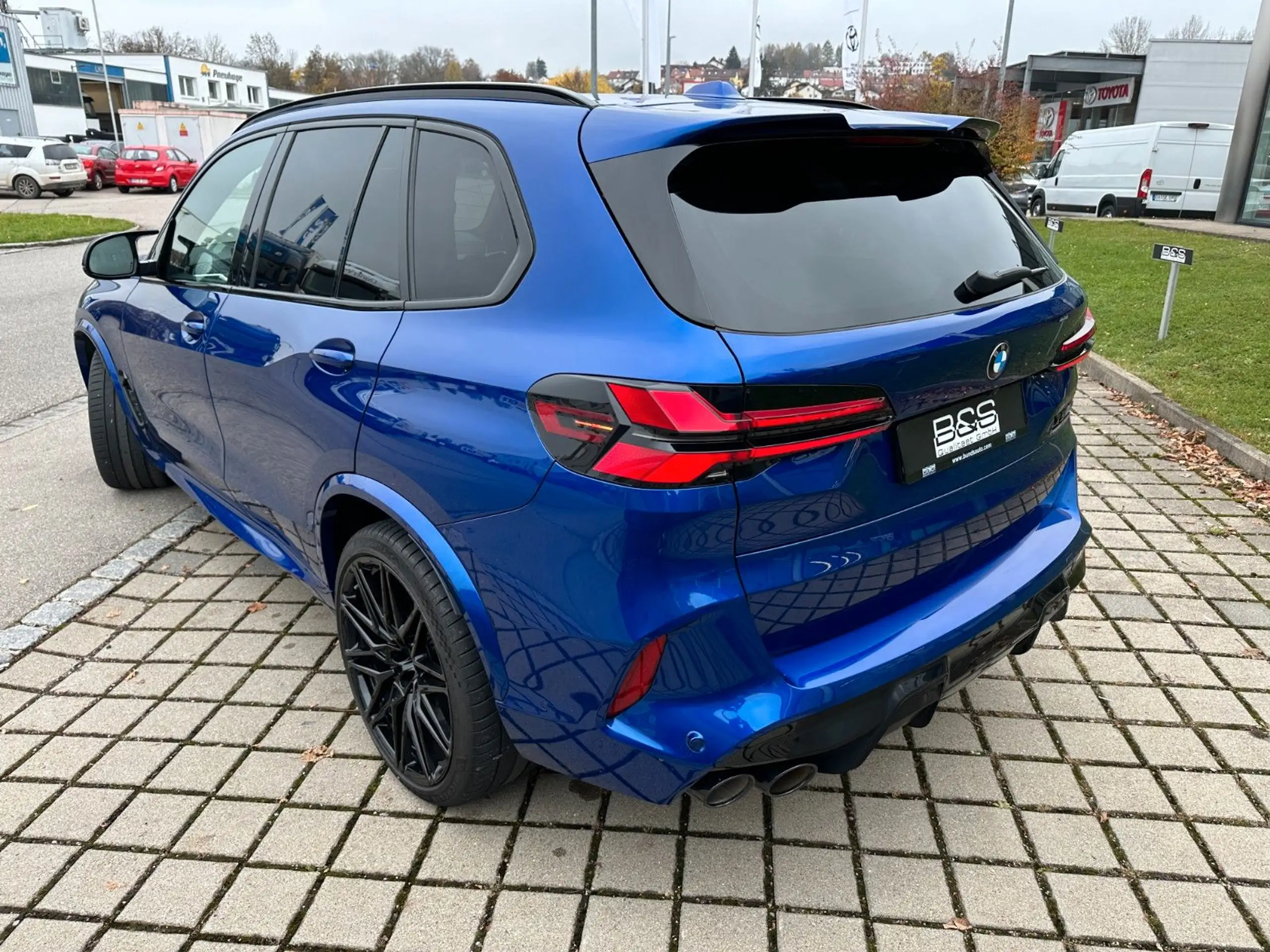 BMW - X5 M