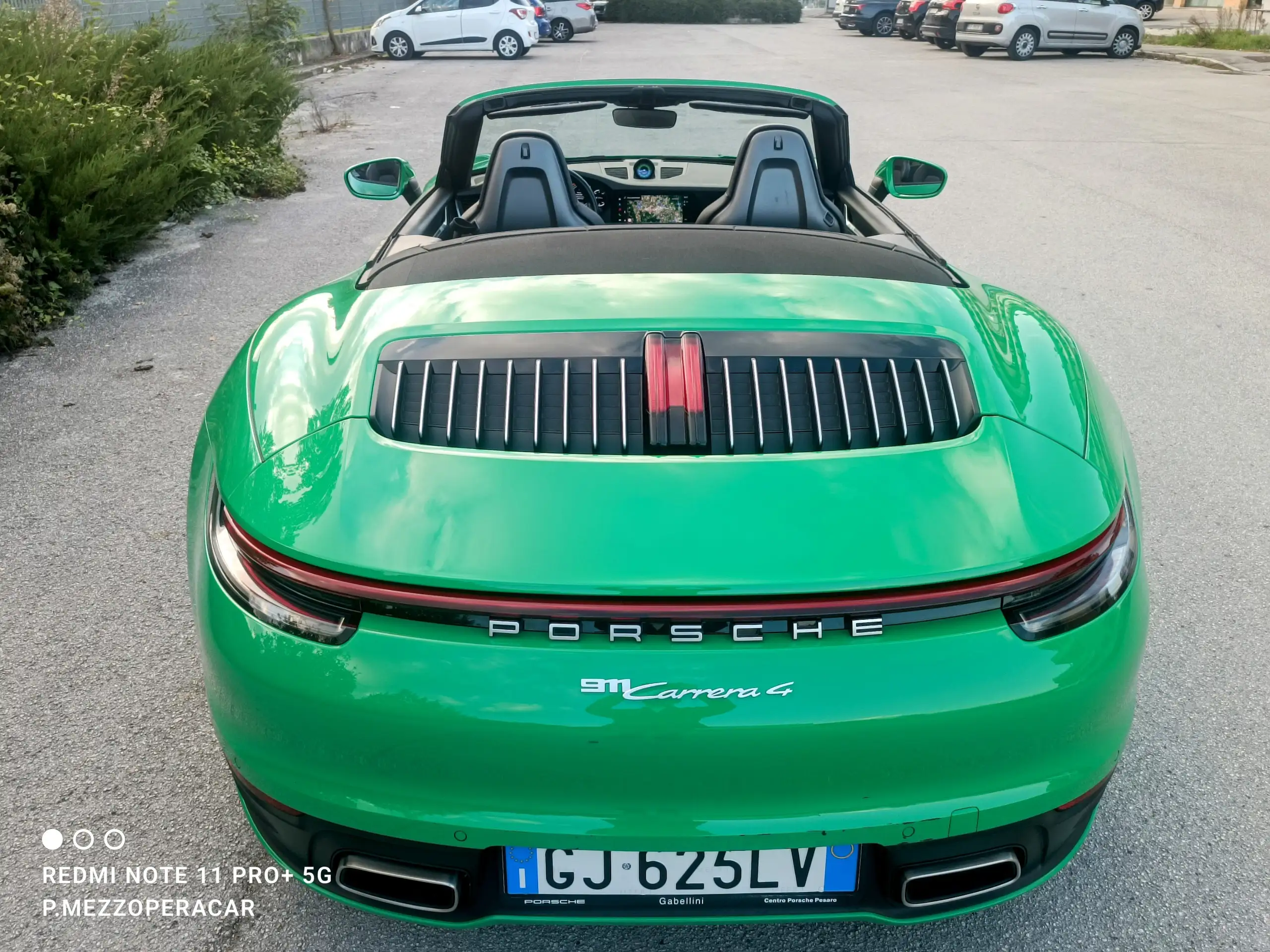 Porsche - 911