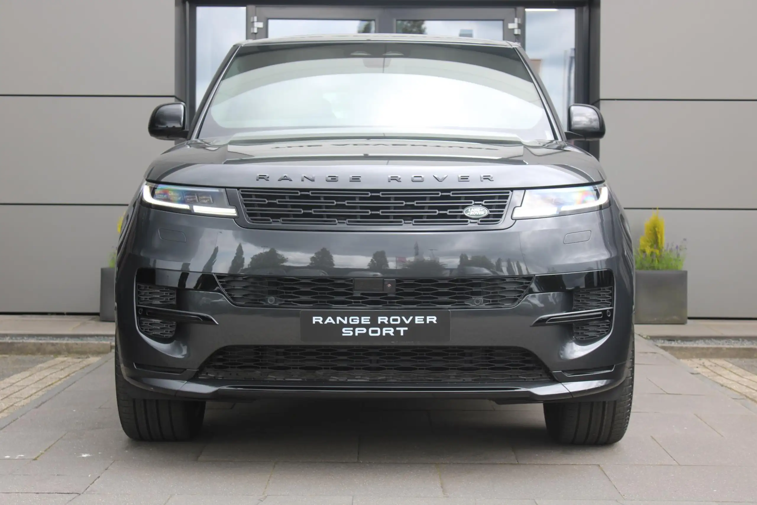 Land Rover - Range Rover Sport