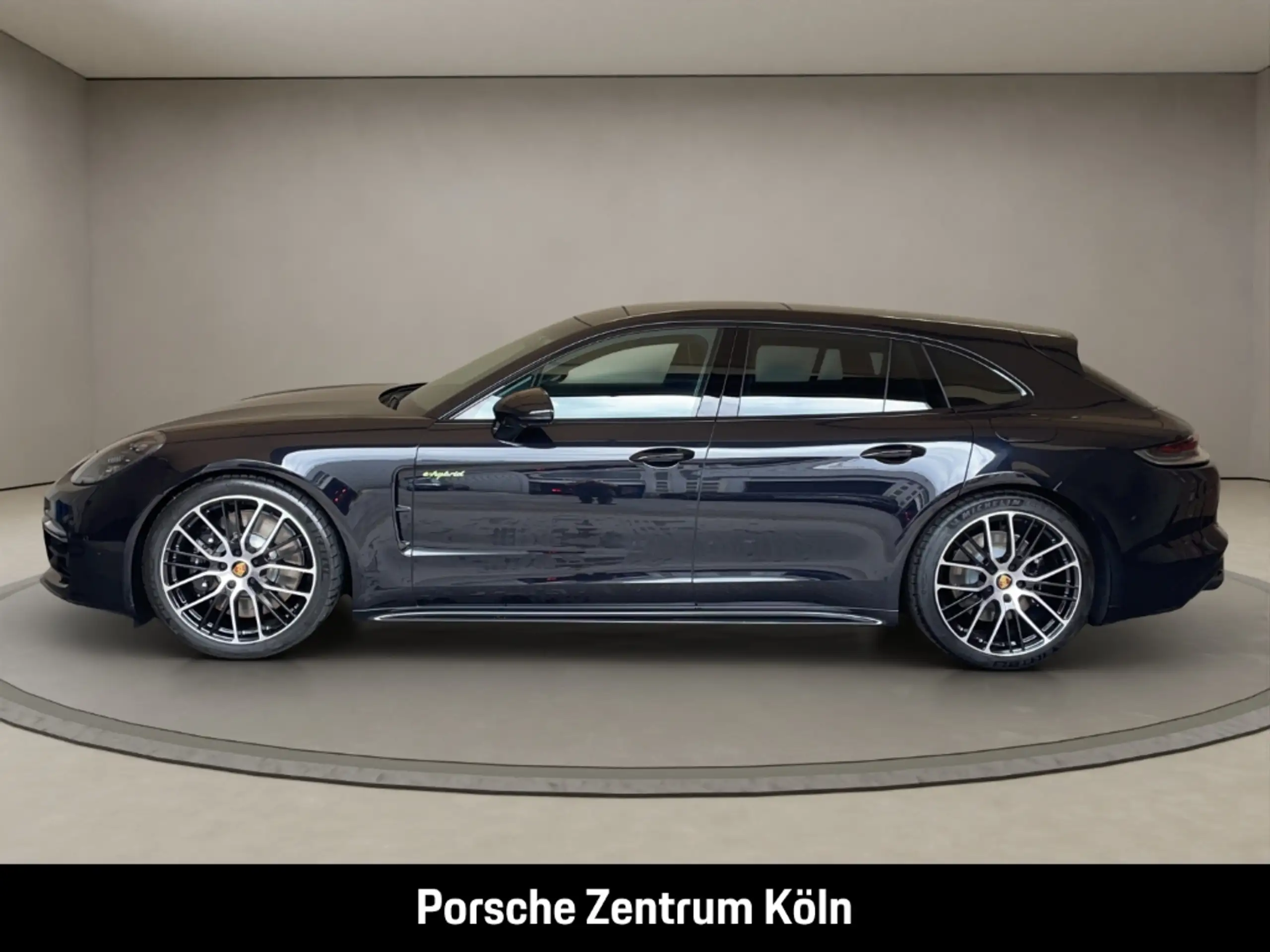 Porsche - Panamera