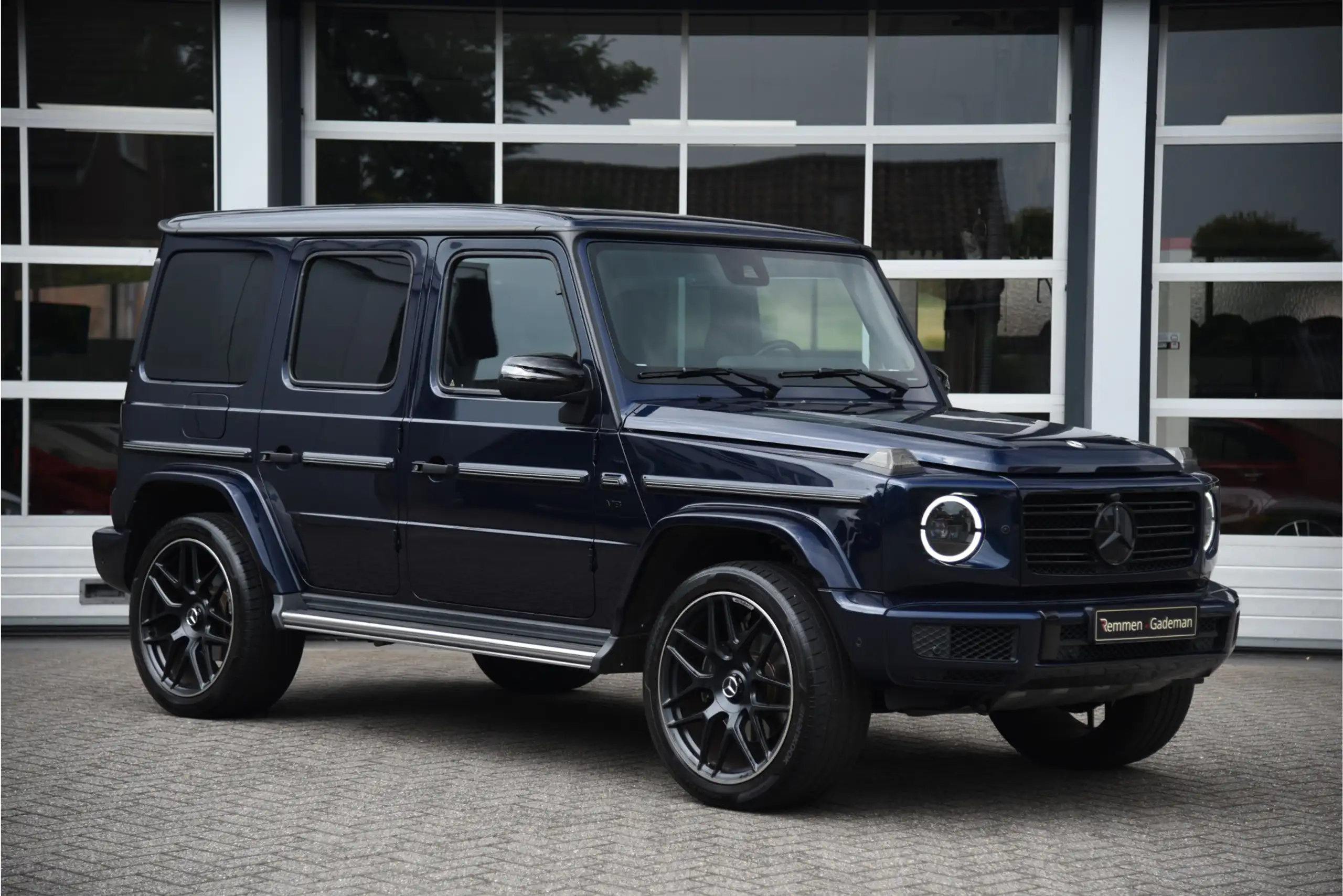 Mercedes-Benz - G 500