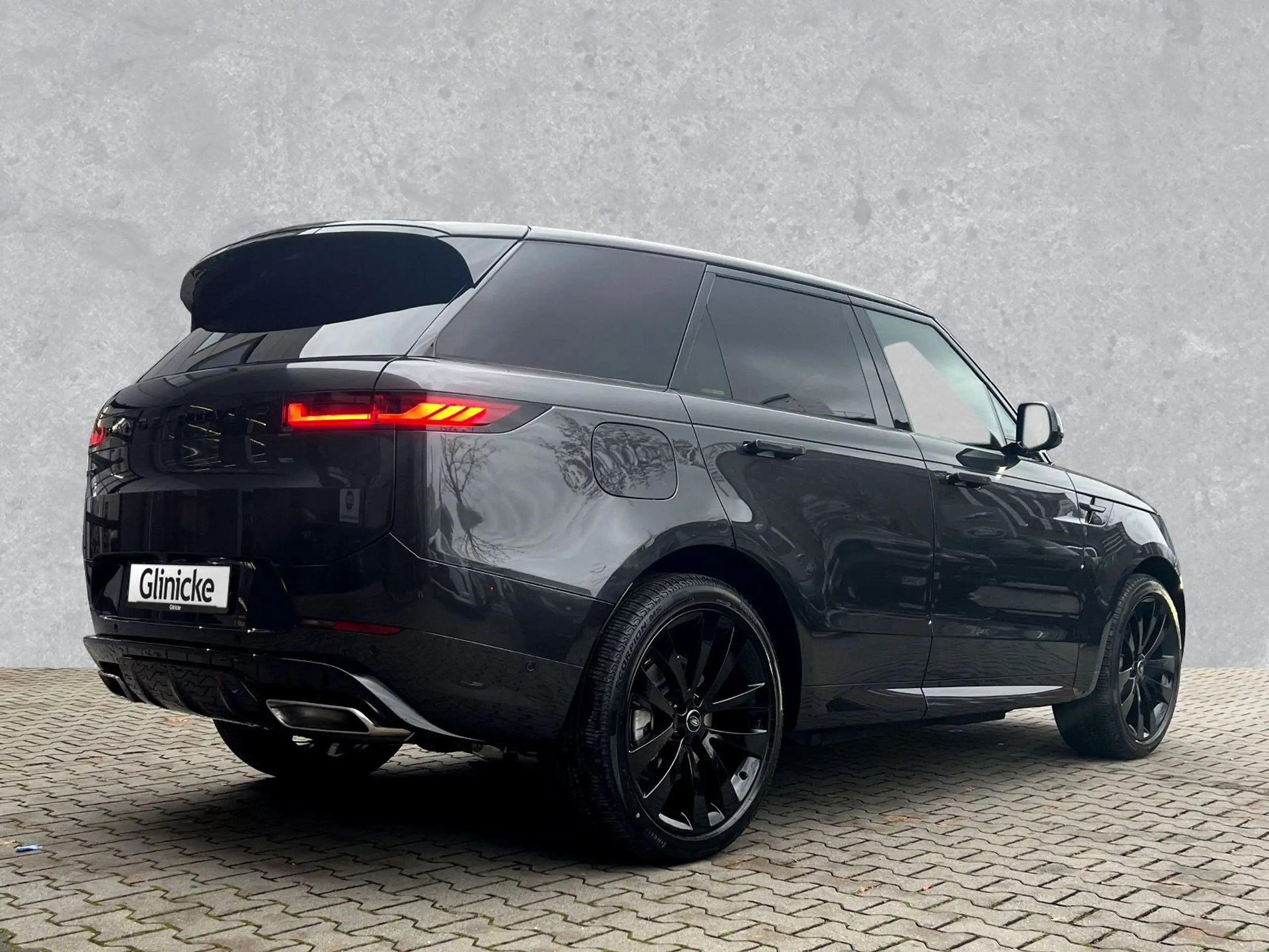 Land Rover - Range Rover Sport