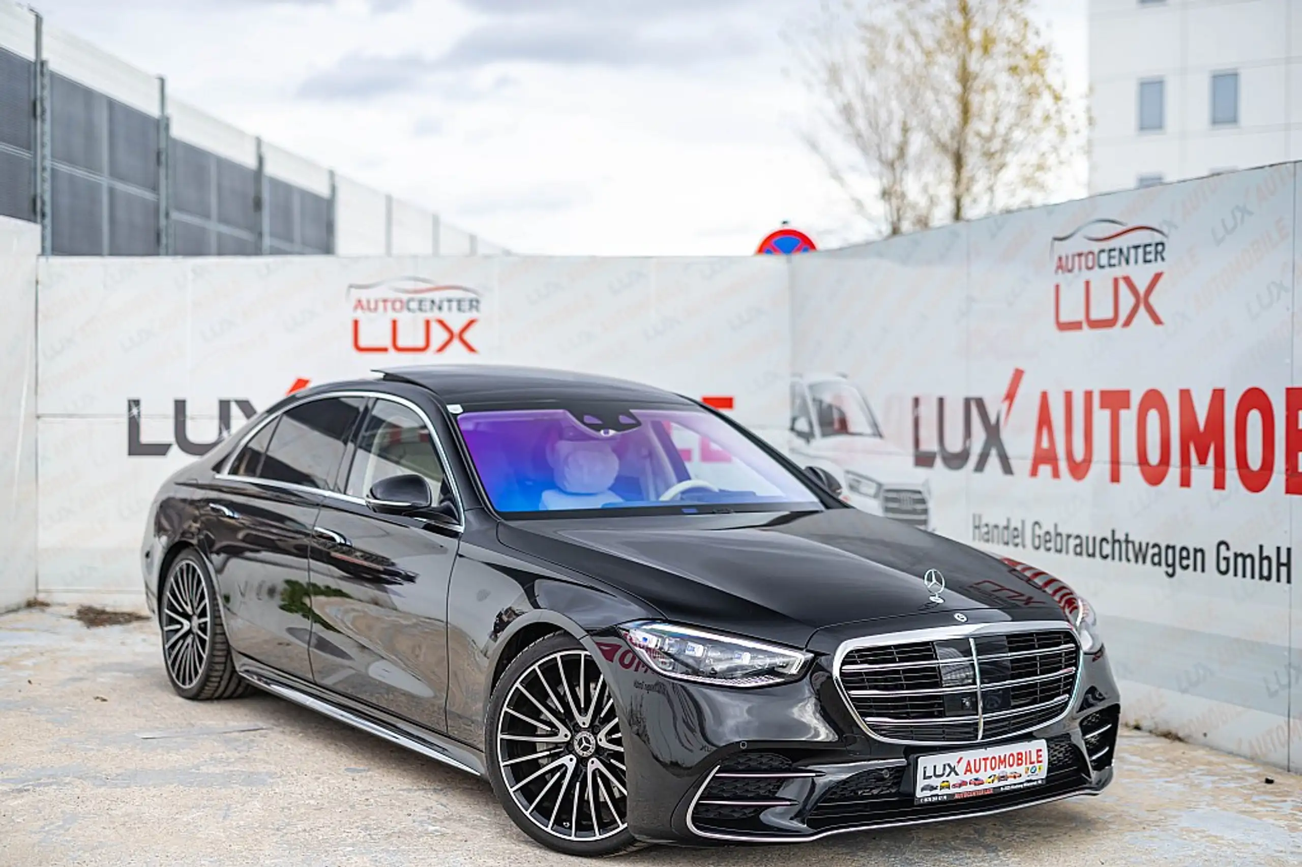 Mercedes-Benz - S 500