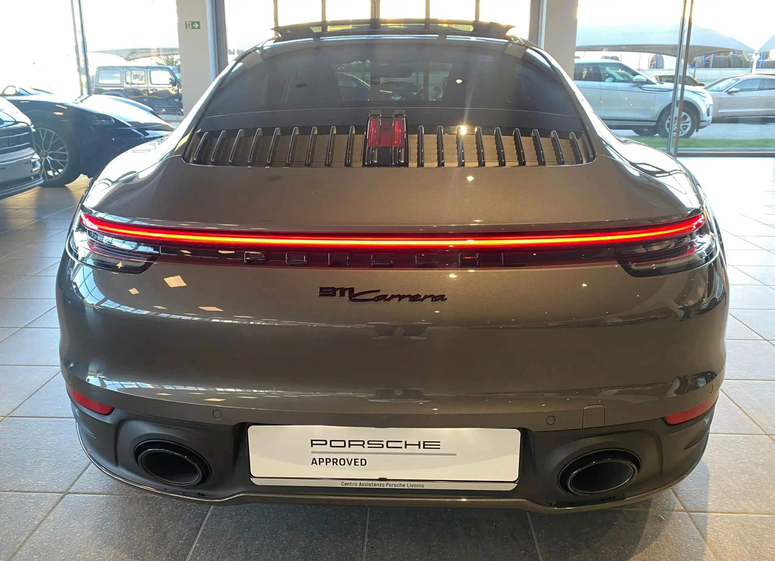 Porsche - 911