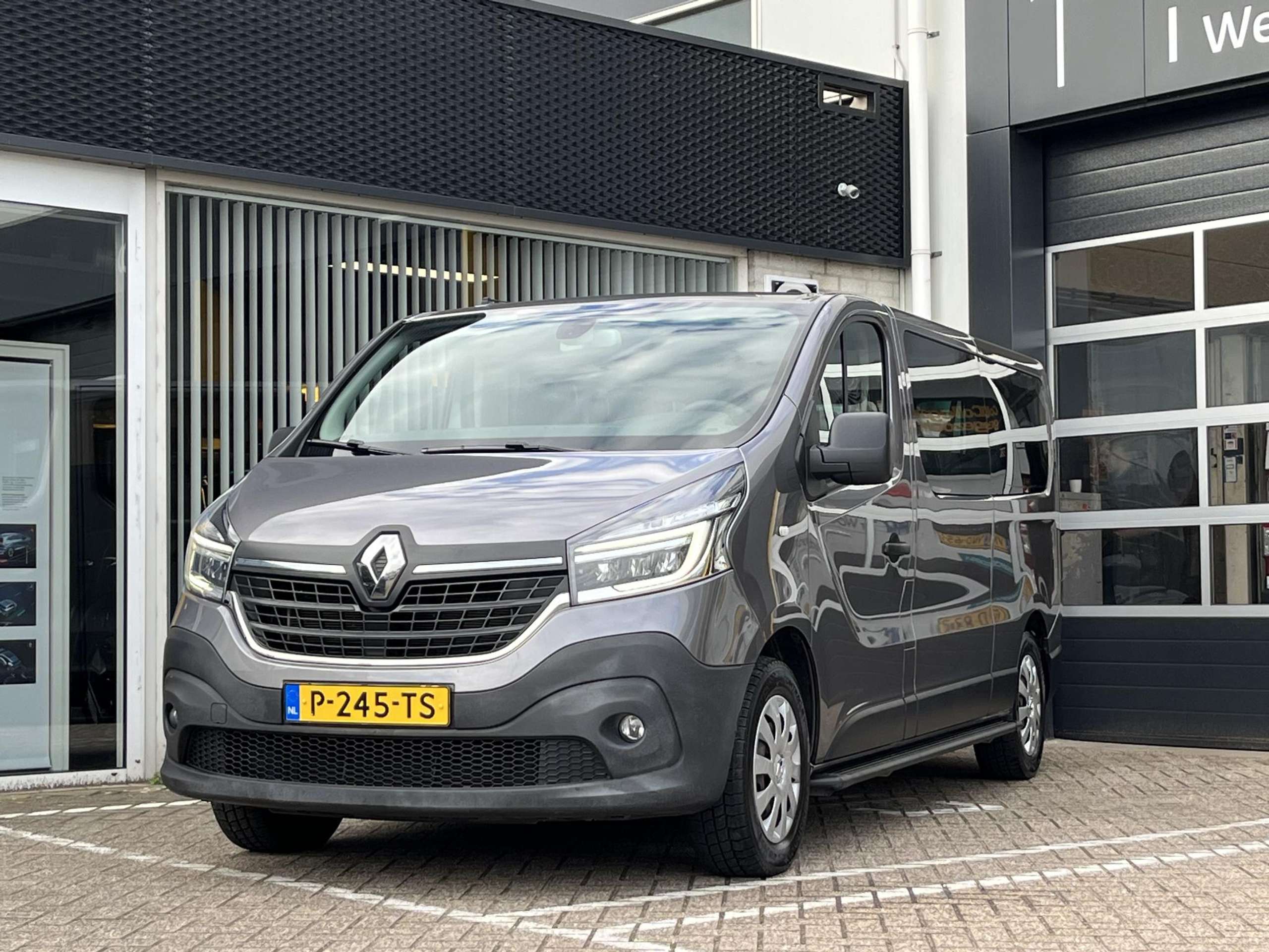 Renault - Trafic