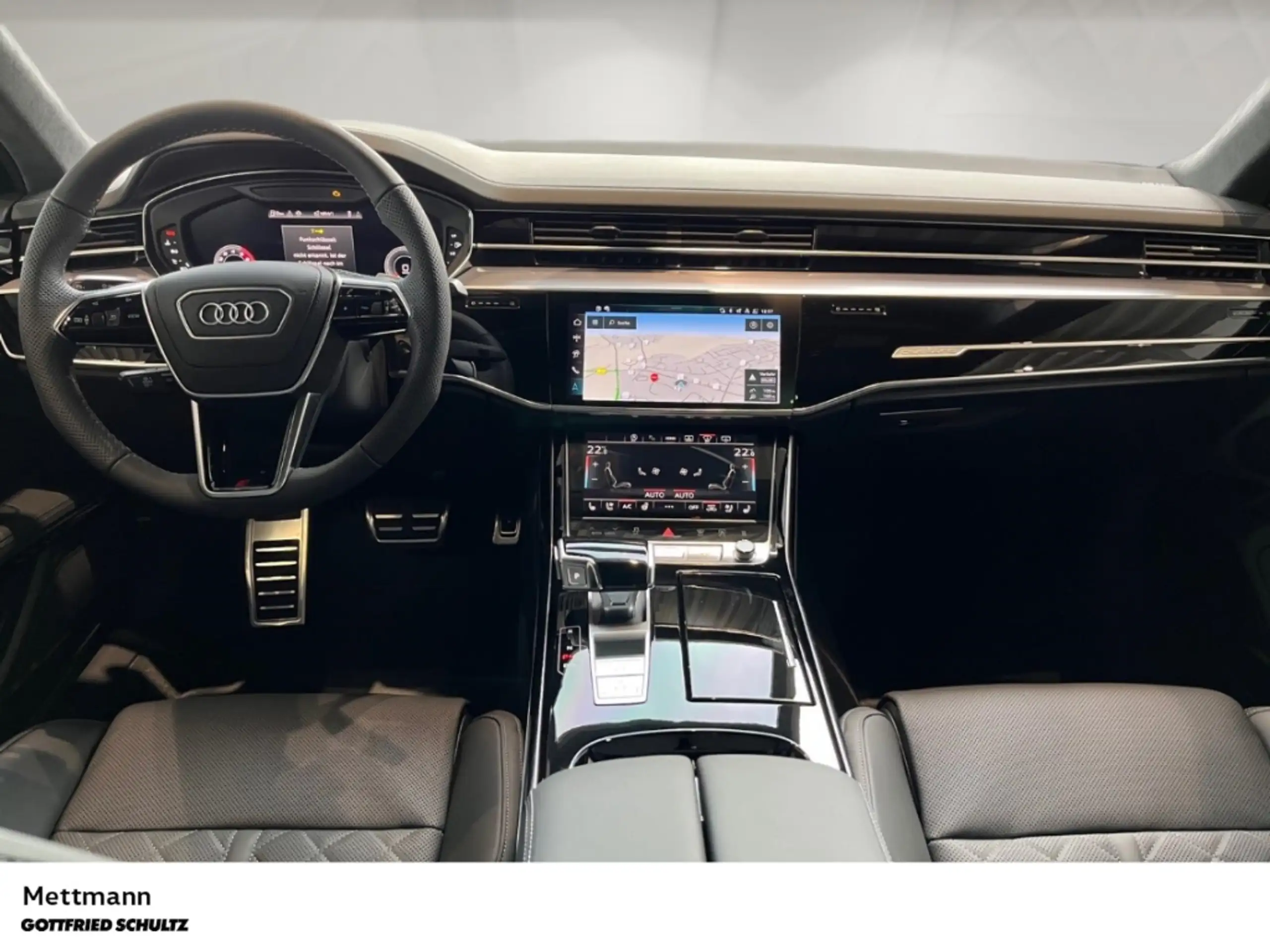 Audi - S8