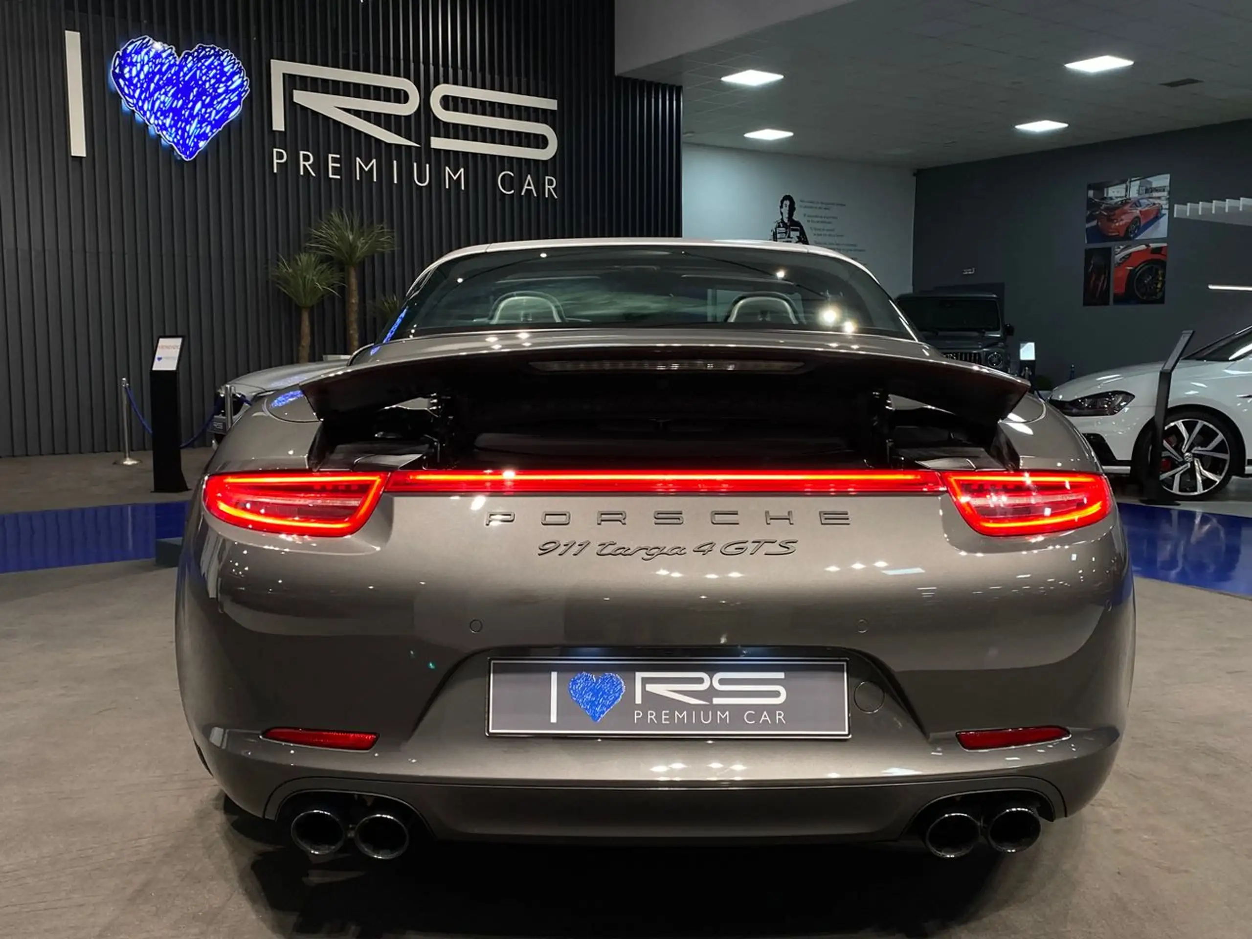 Porsche - 991