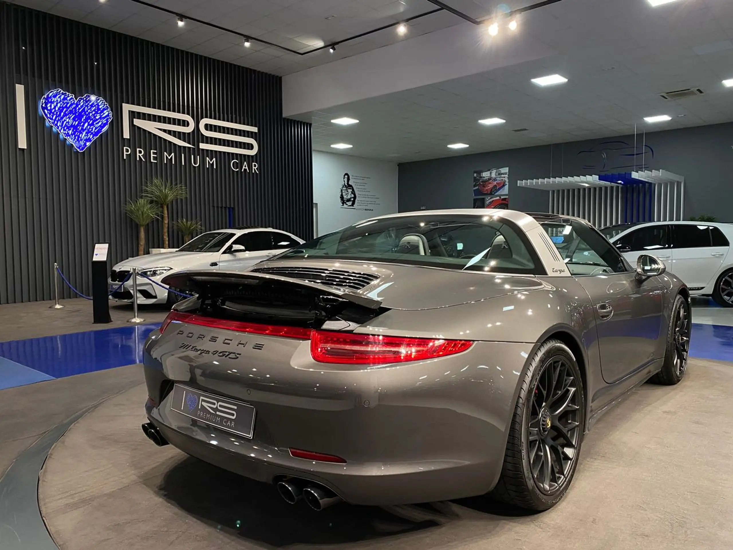 Porsche - 991