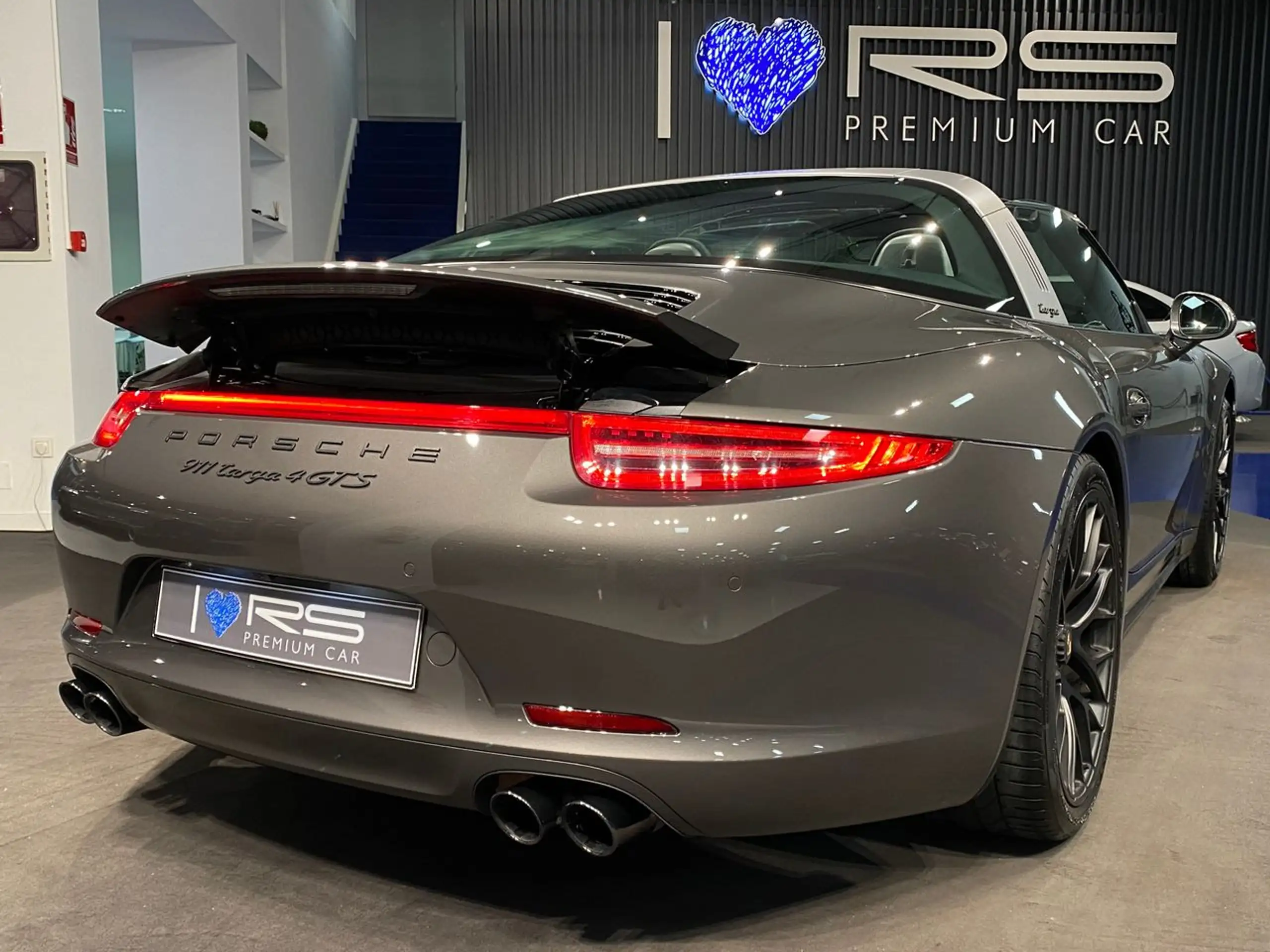 Porsche - 991