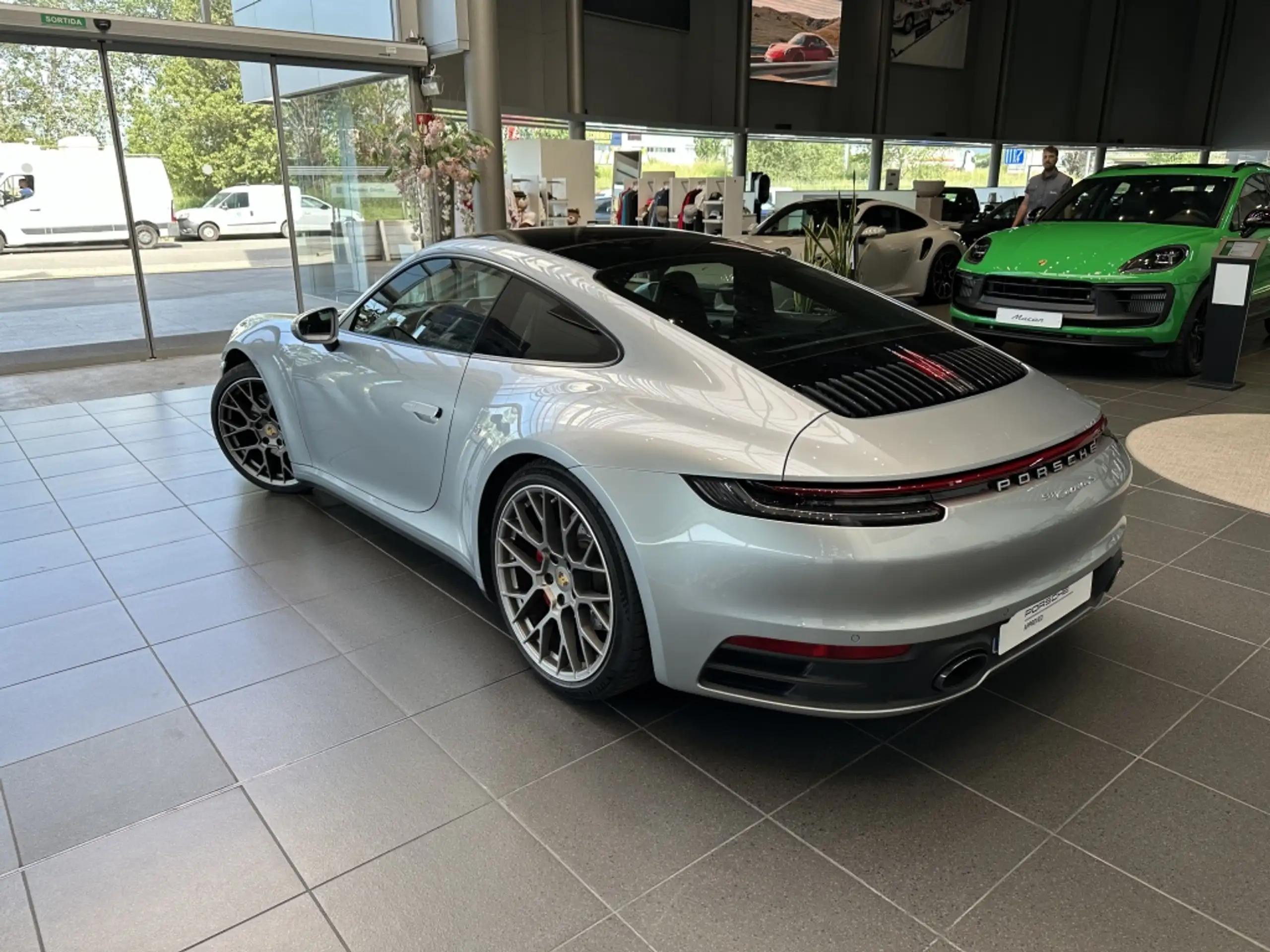 Porsche - 992