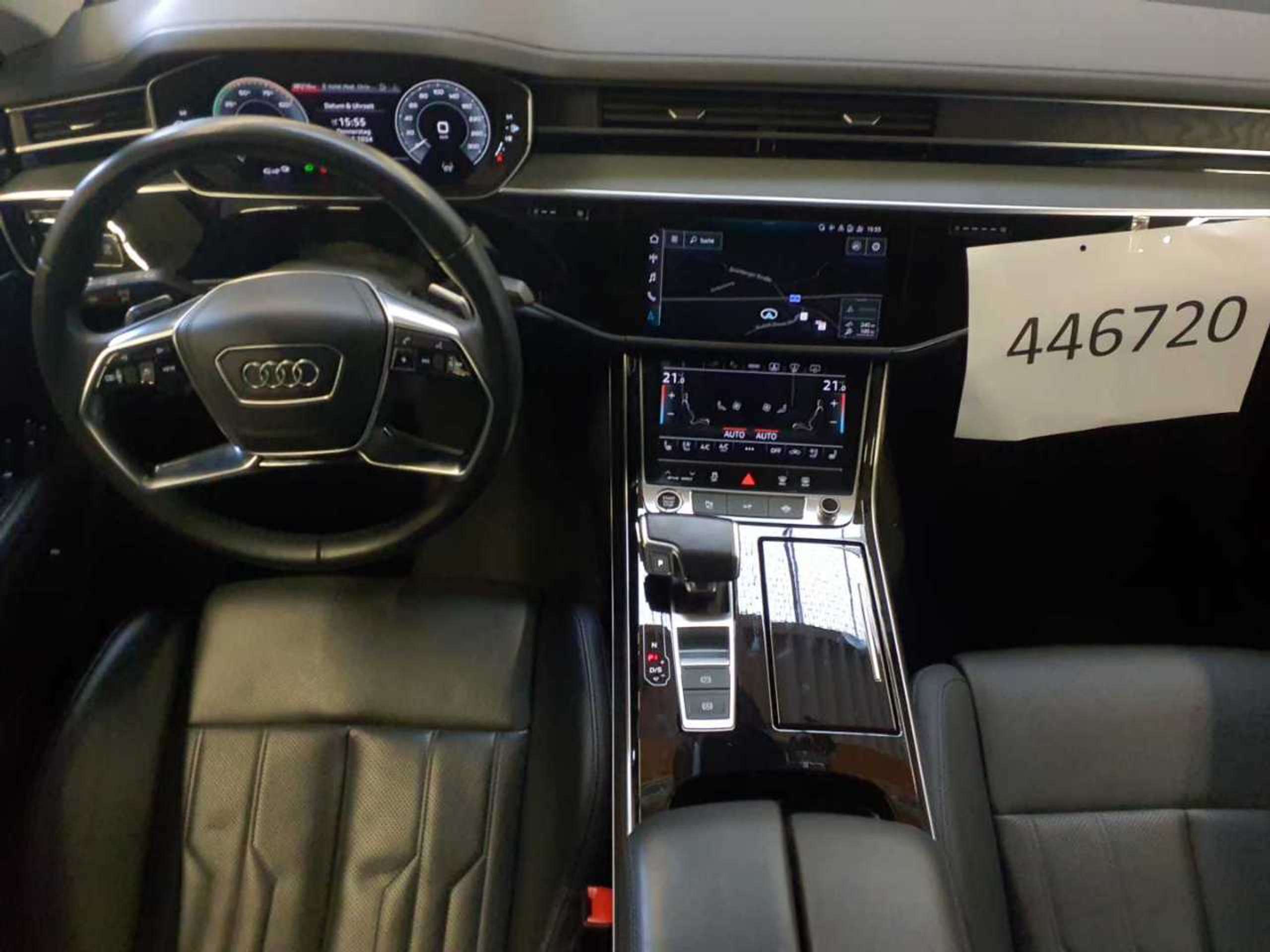 Audi - A8