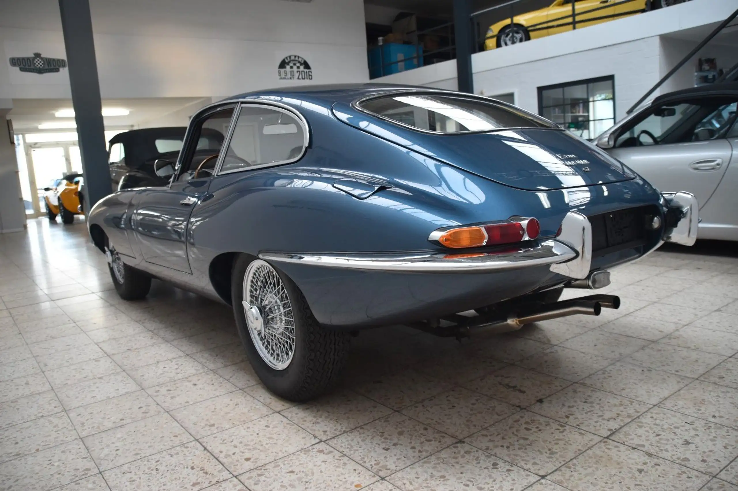 Jaguar - E-Type