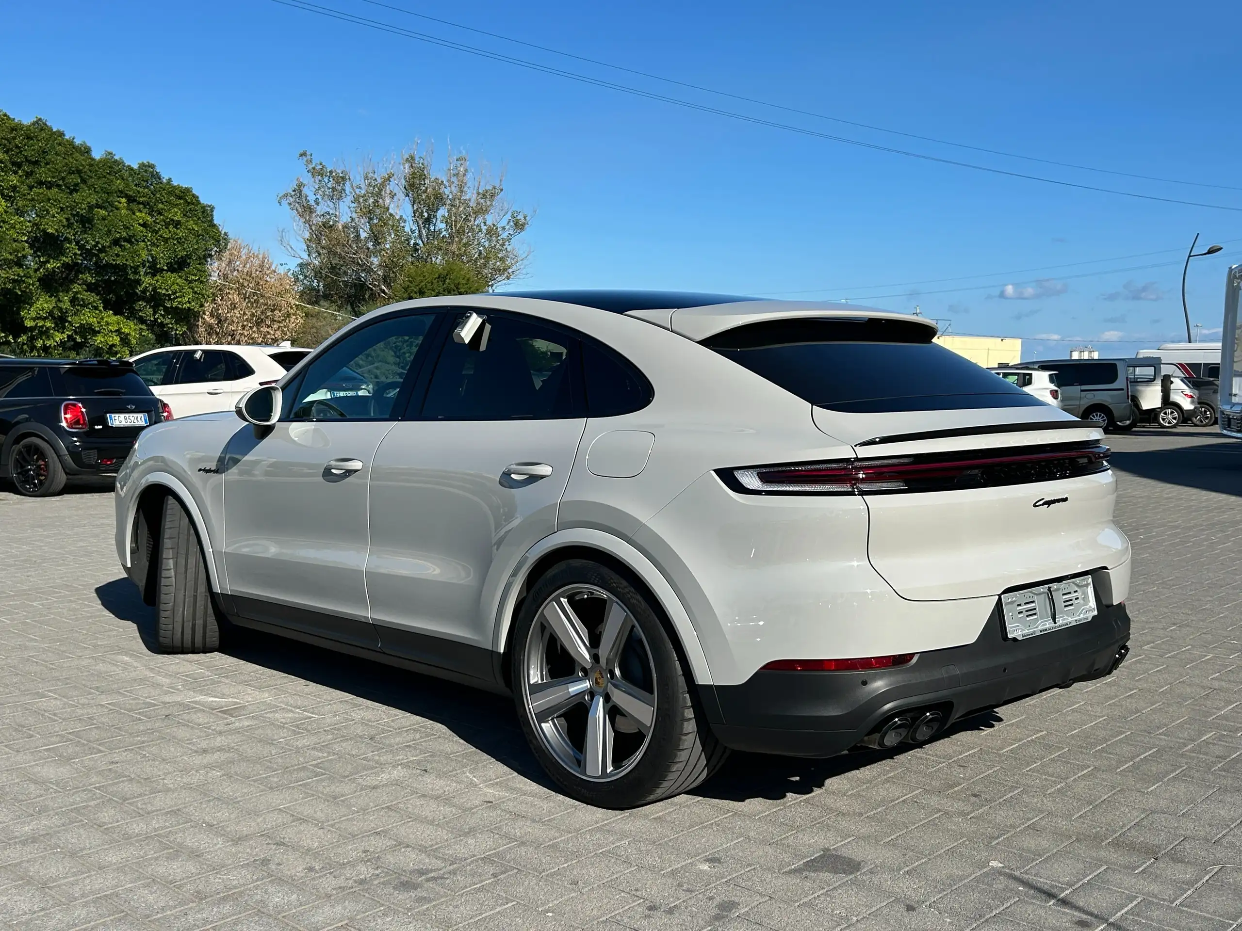 Porsche - Cayenne