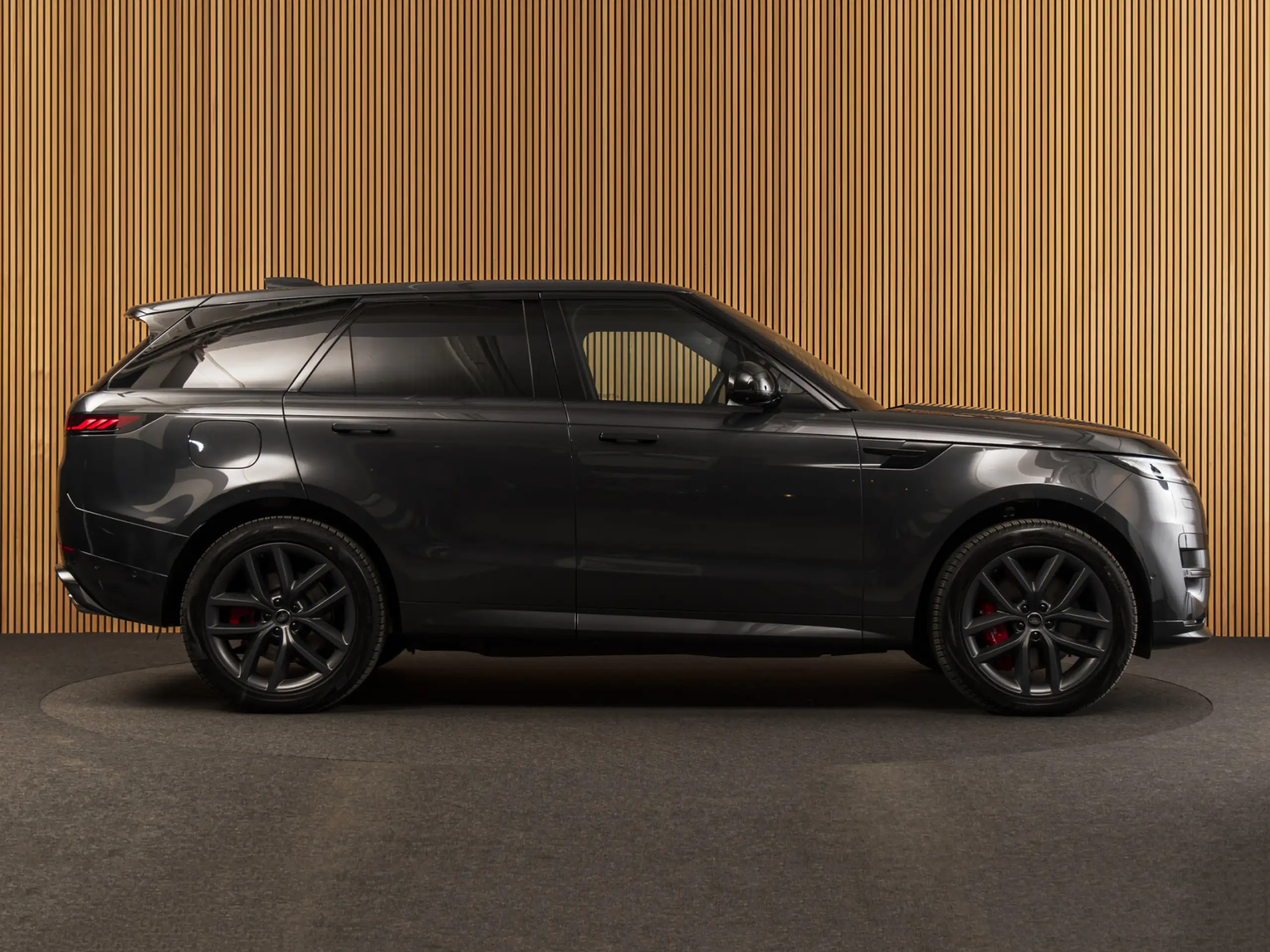 Land Rover - Range Rover Sport