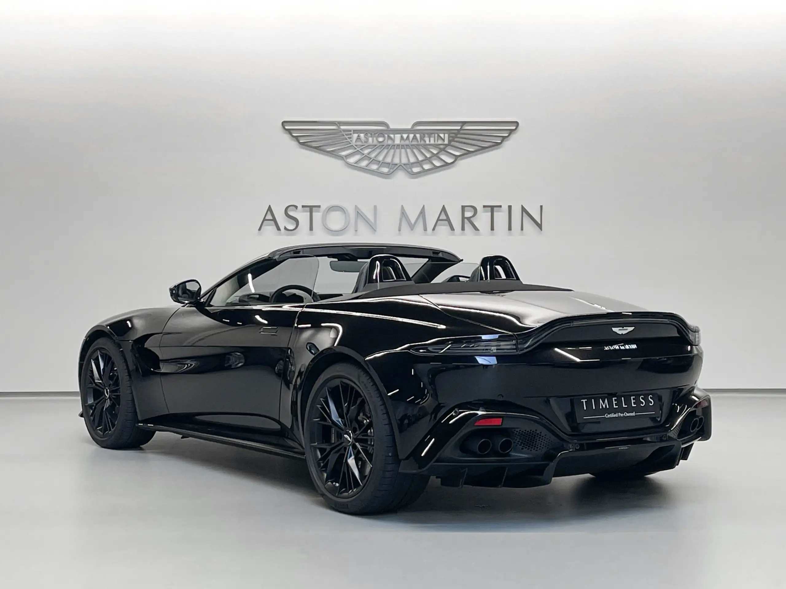 Aston Martin - Vantage