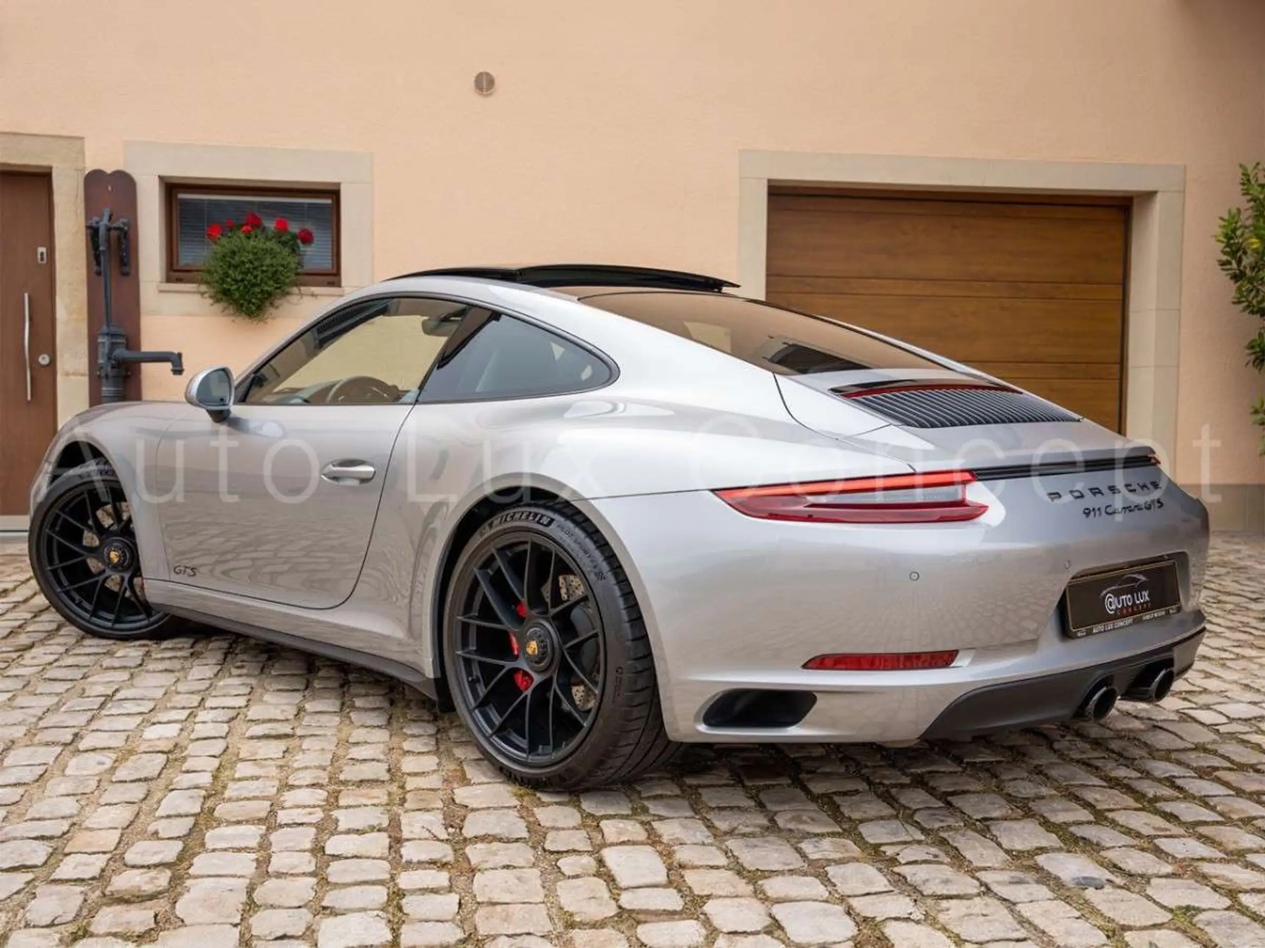 Porsche - 991