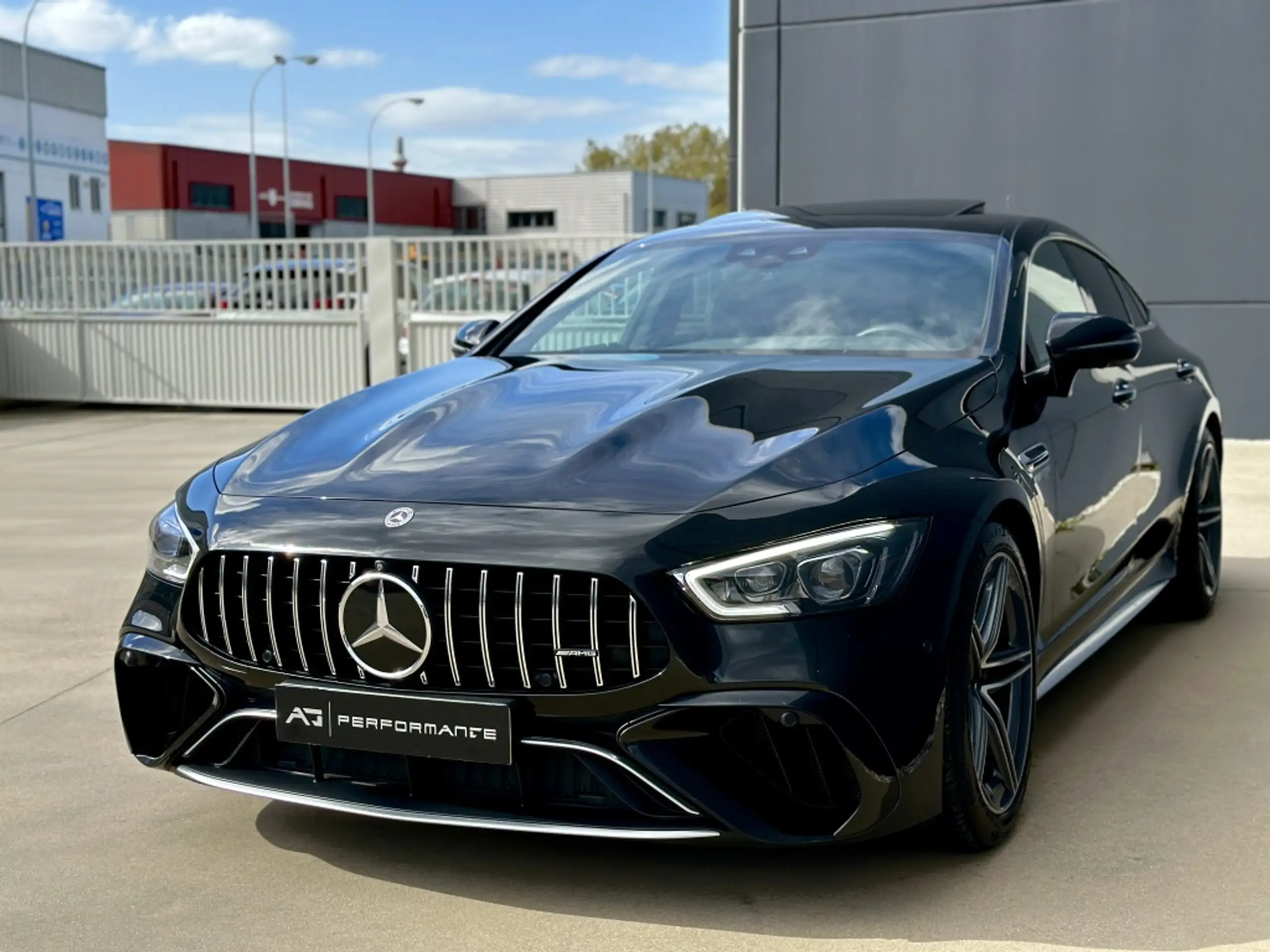 Mercedes-Benz - AMG GT