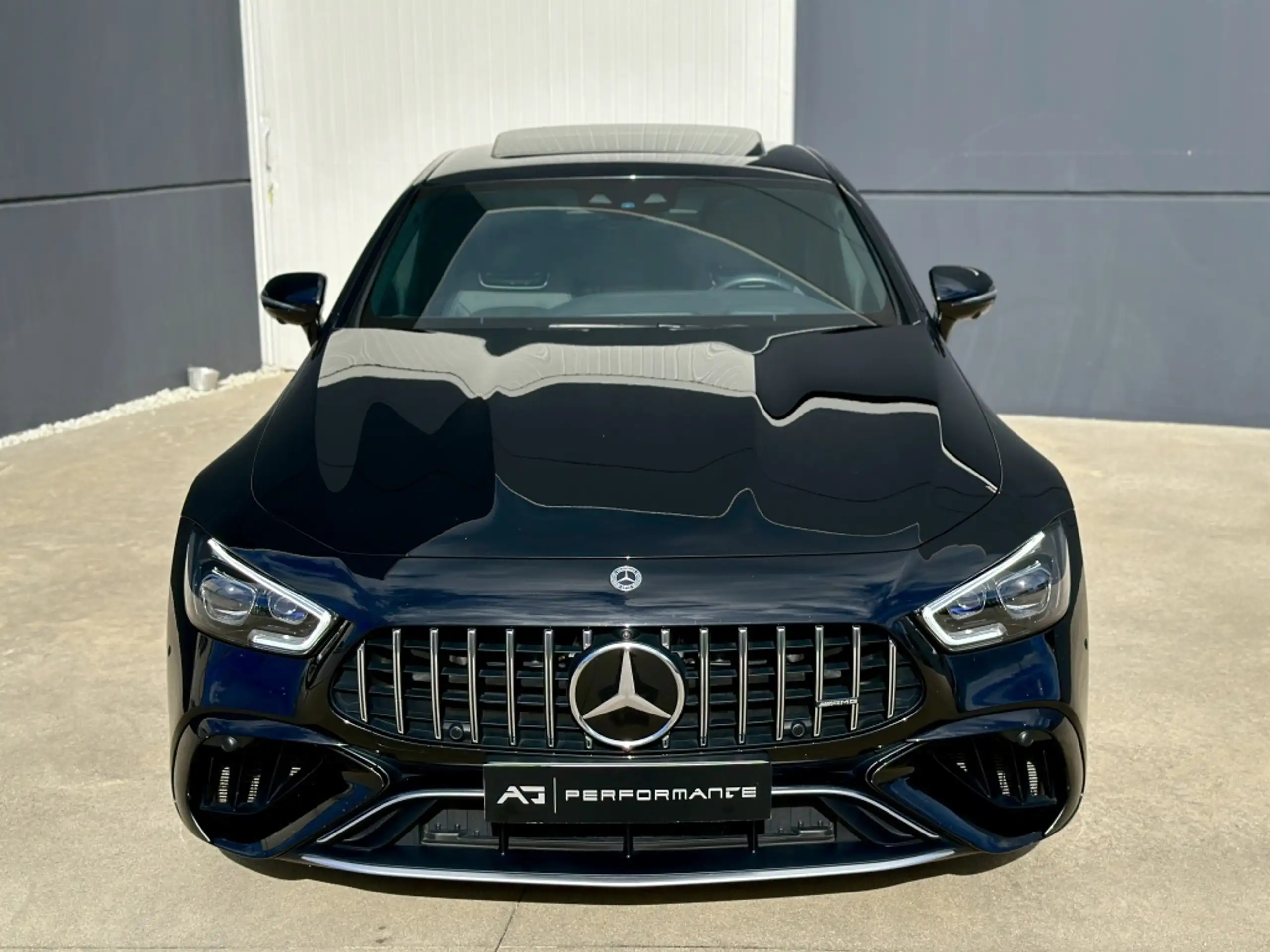 Mercedes-Benz - AMG GT