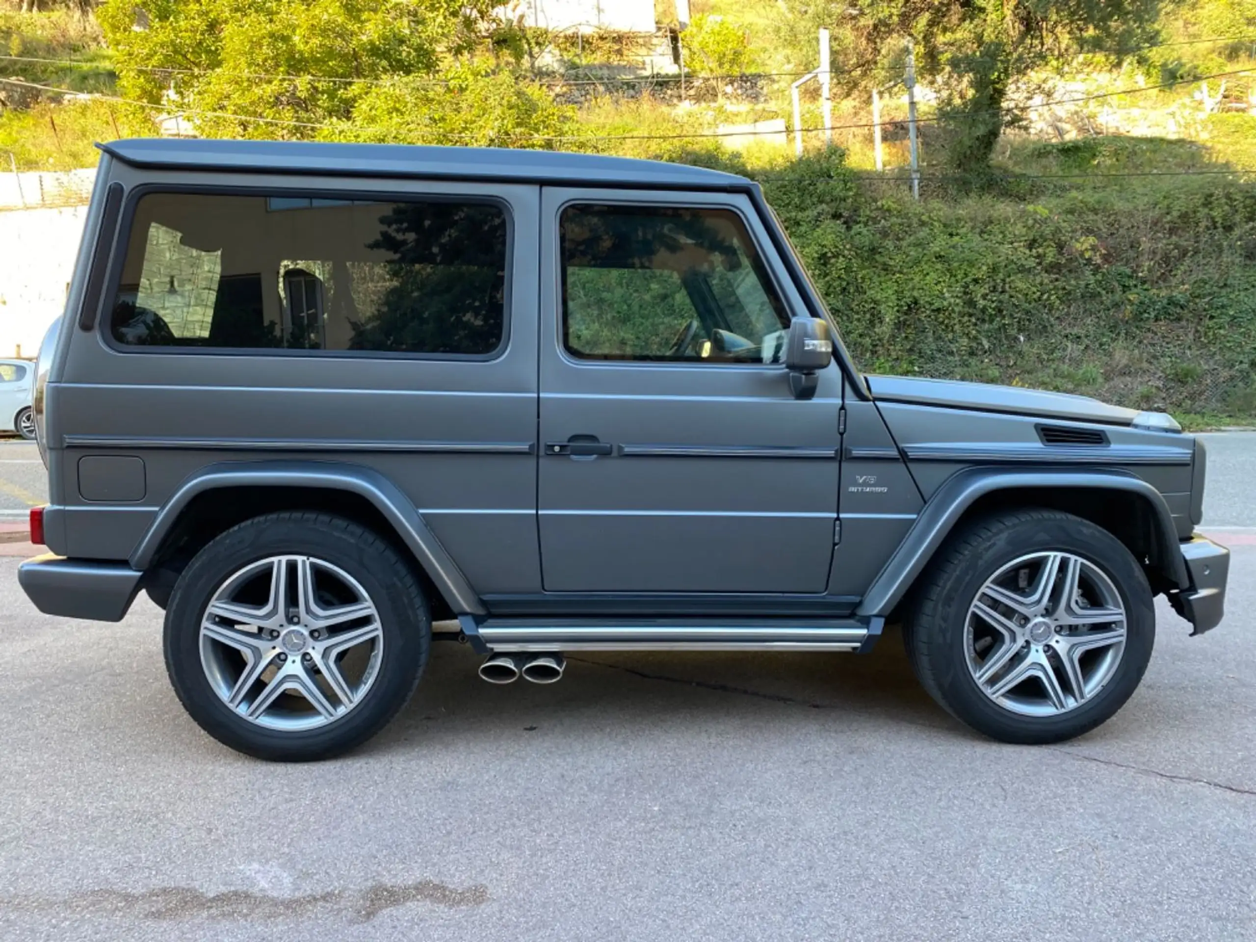 Mercedes-Benz - G 500